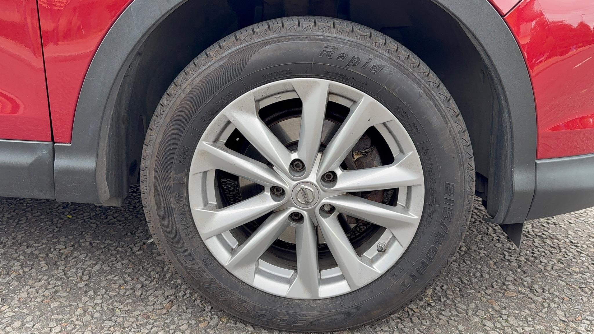 2014 Nissan Qashqai 1.5 dCi Acenta 2WD Euro 5 (s/s) 5dr • 74,950 miles image 35