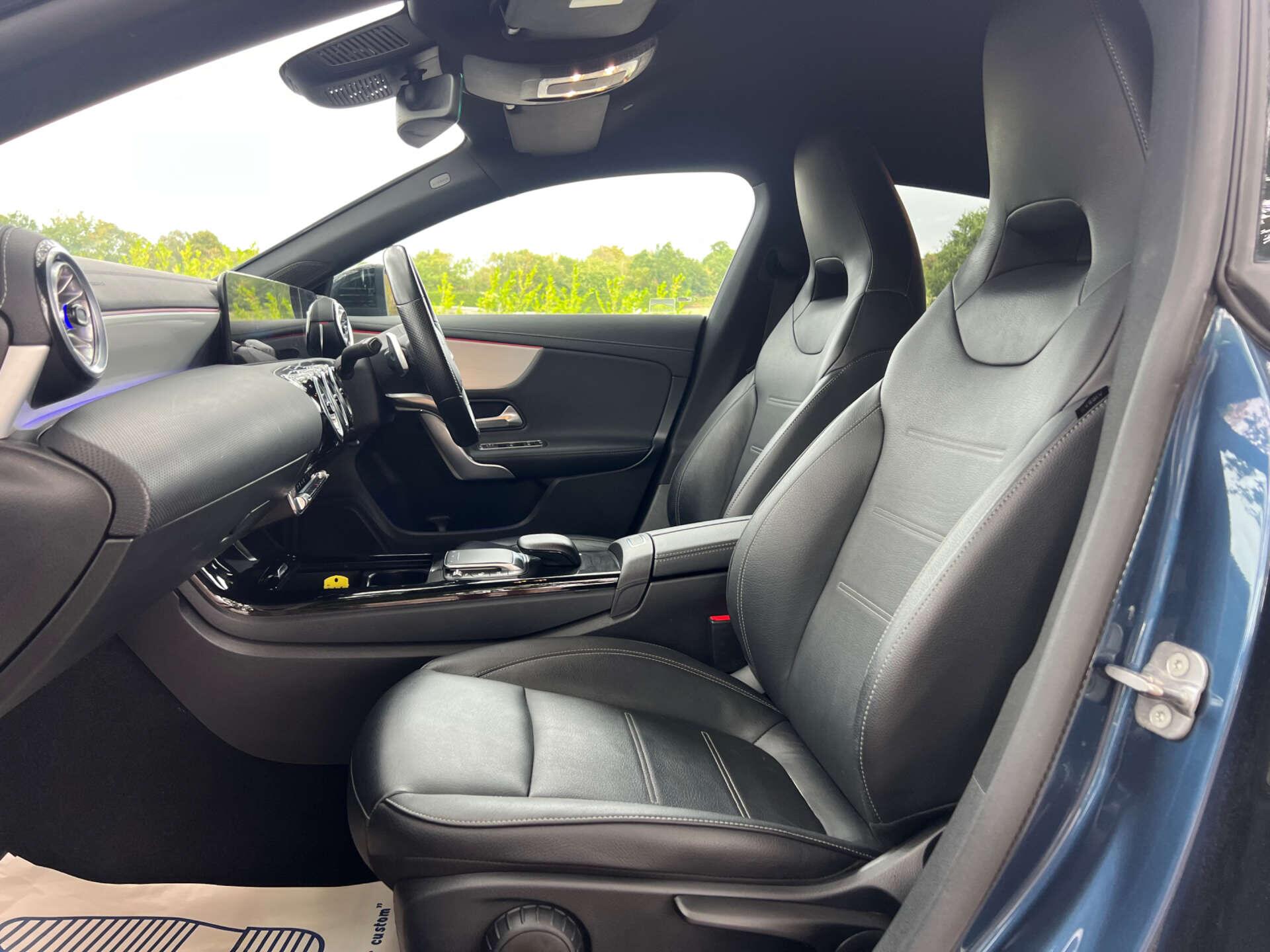 Mercedes-Benz Cla view 29