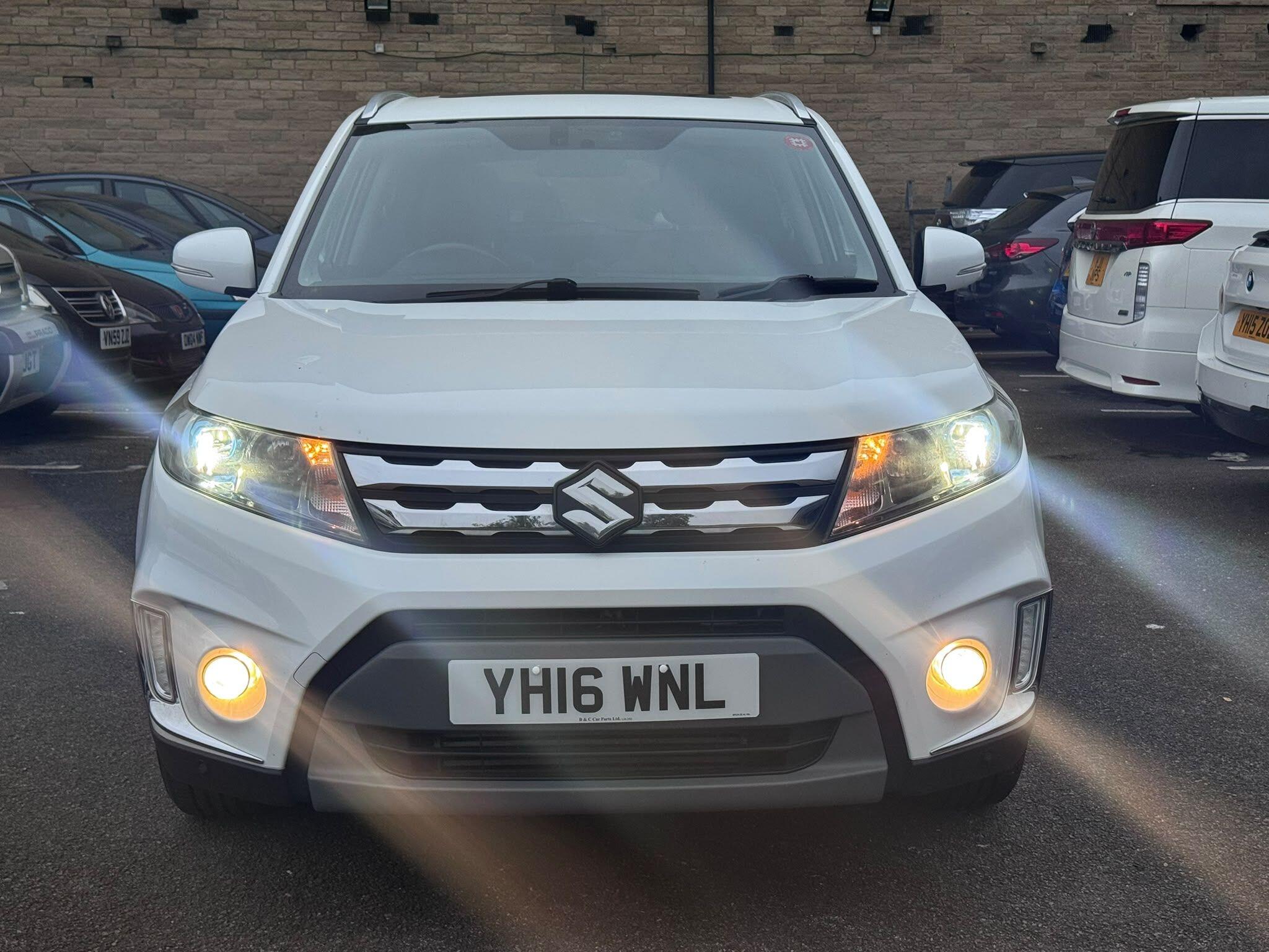 Suzuki Vitara view 2
