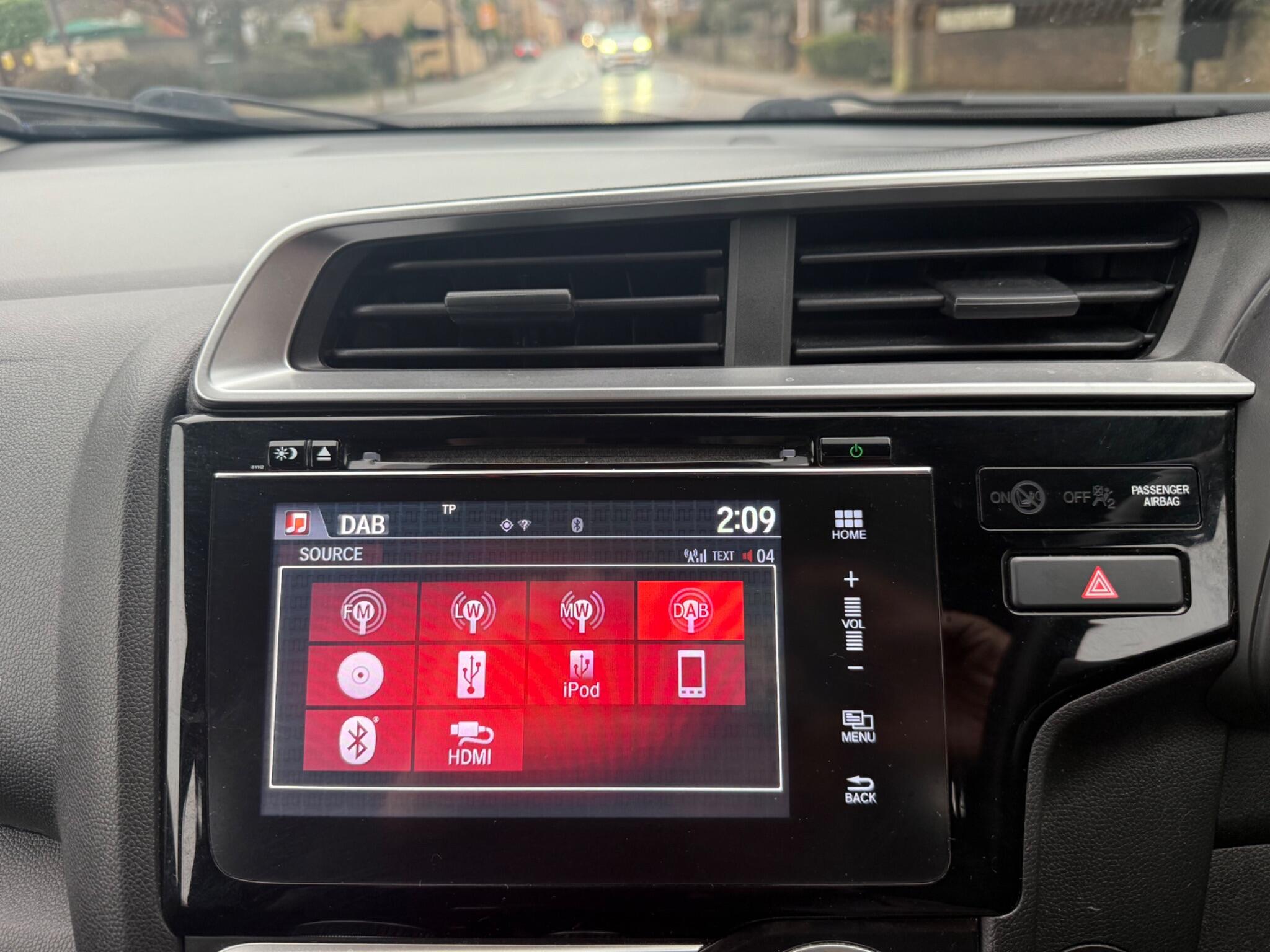 2019 Honda Jazz 1.3 i-VTEC SE Euro 6 (s/s) 5dr • 54,651 miles image 23