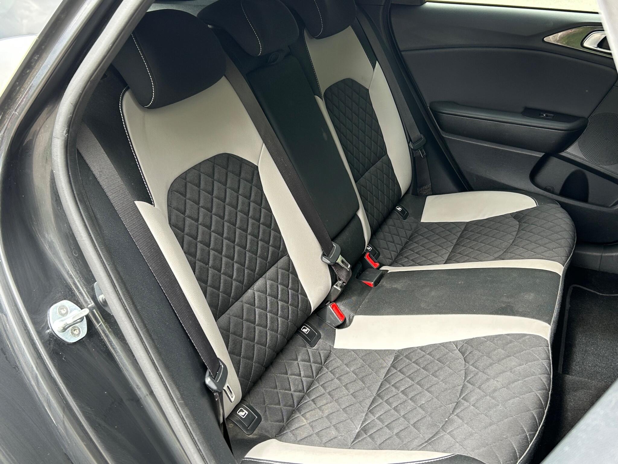 Kia Proceed view 28