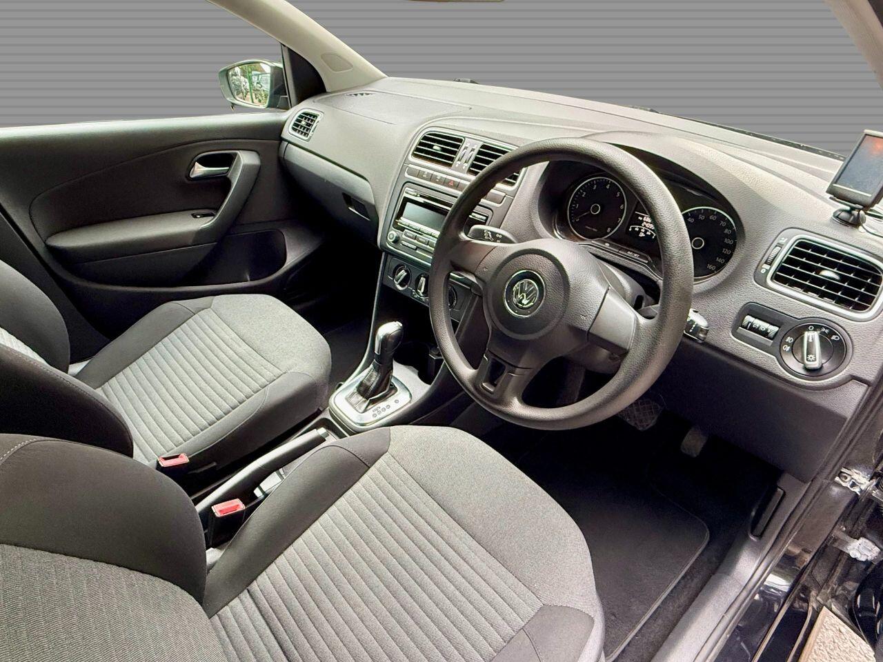 Volkswagen Polo view 12