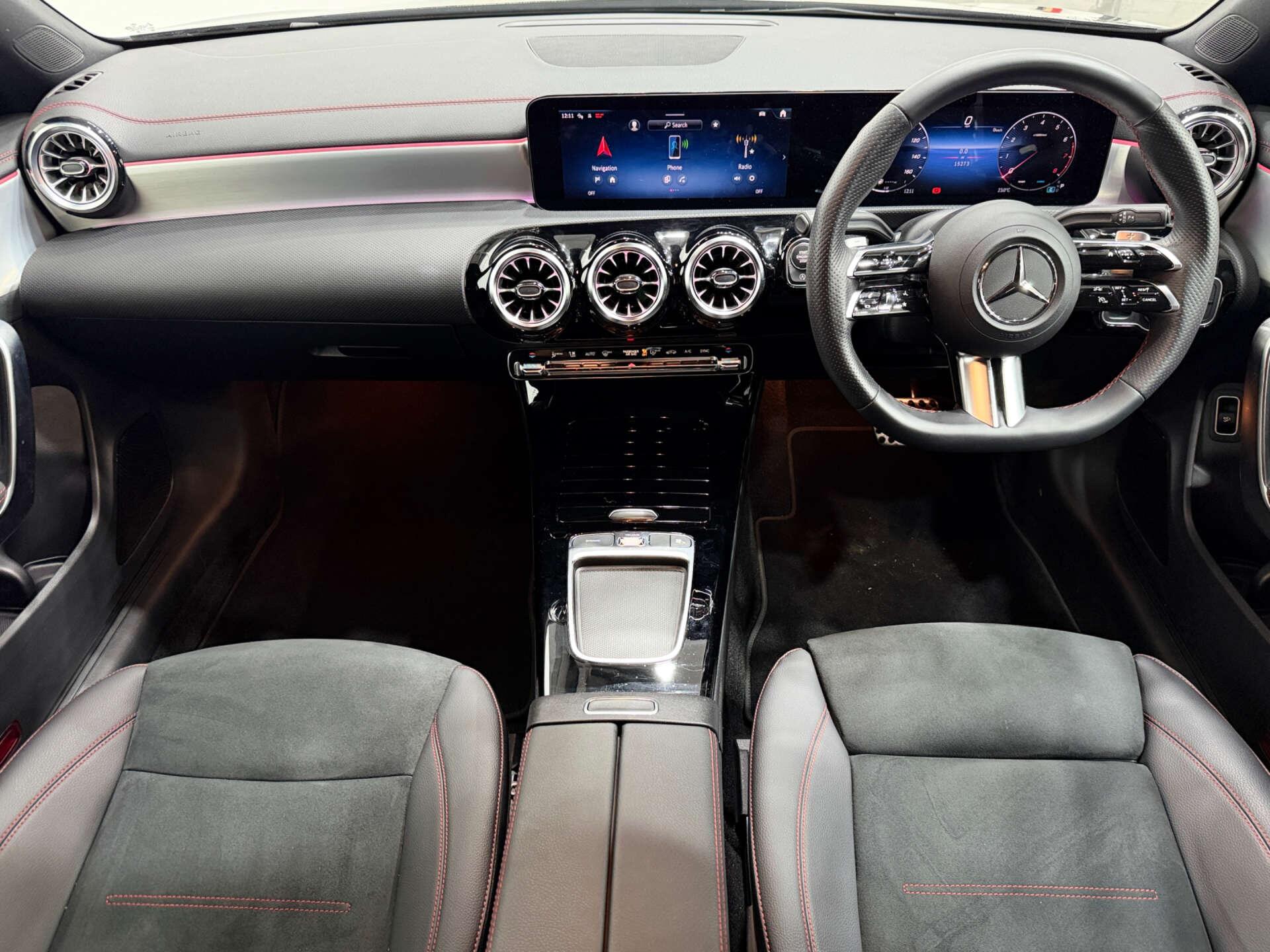 Mercedes-Benz CLA view 17