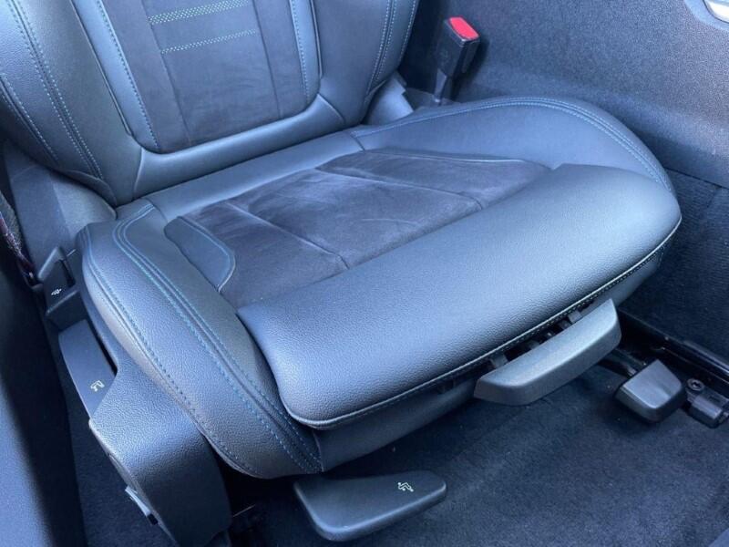 BMW i4 view 23