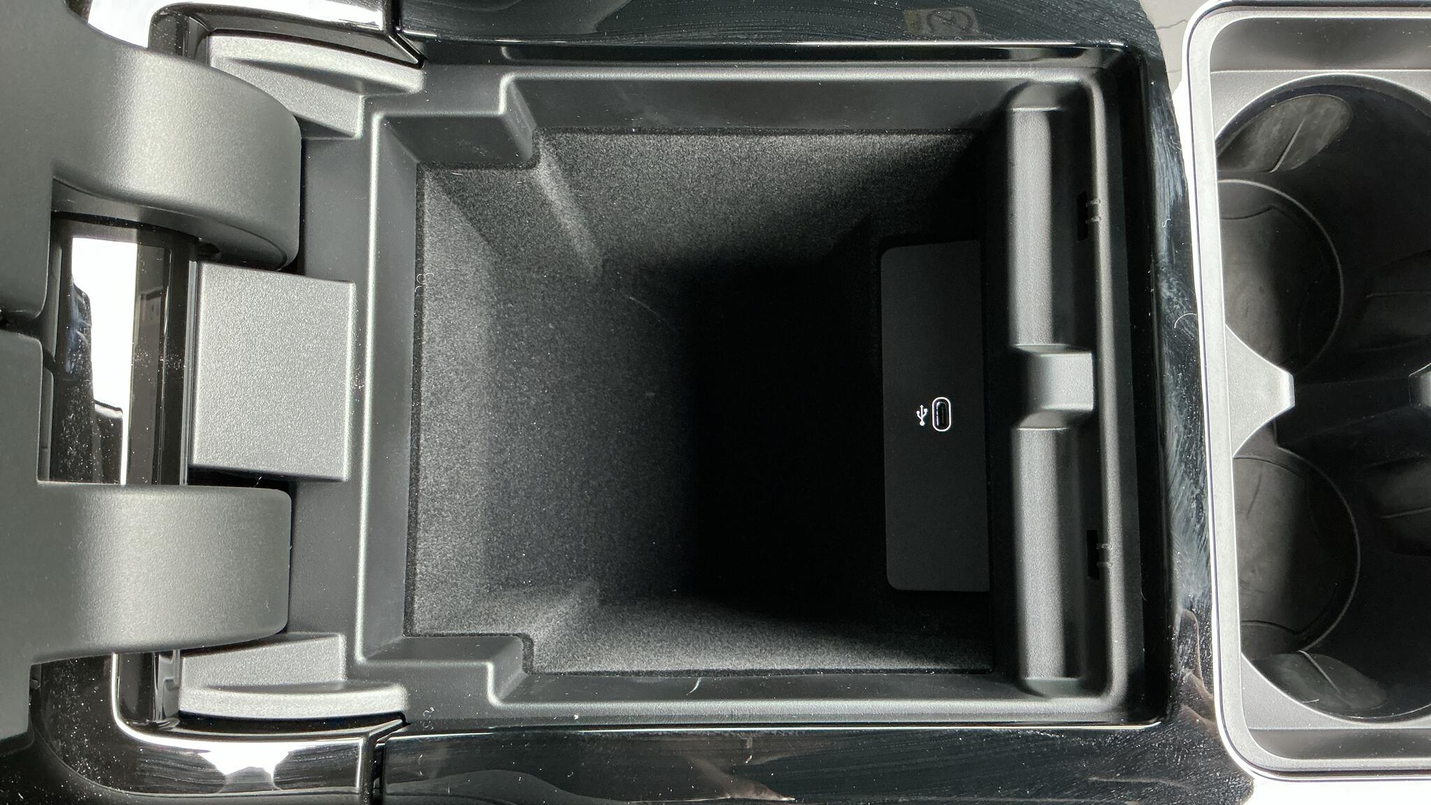Land Rover Range Rover Evoque view 31