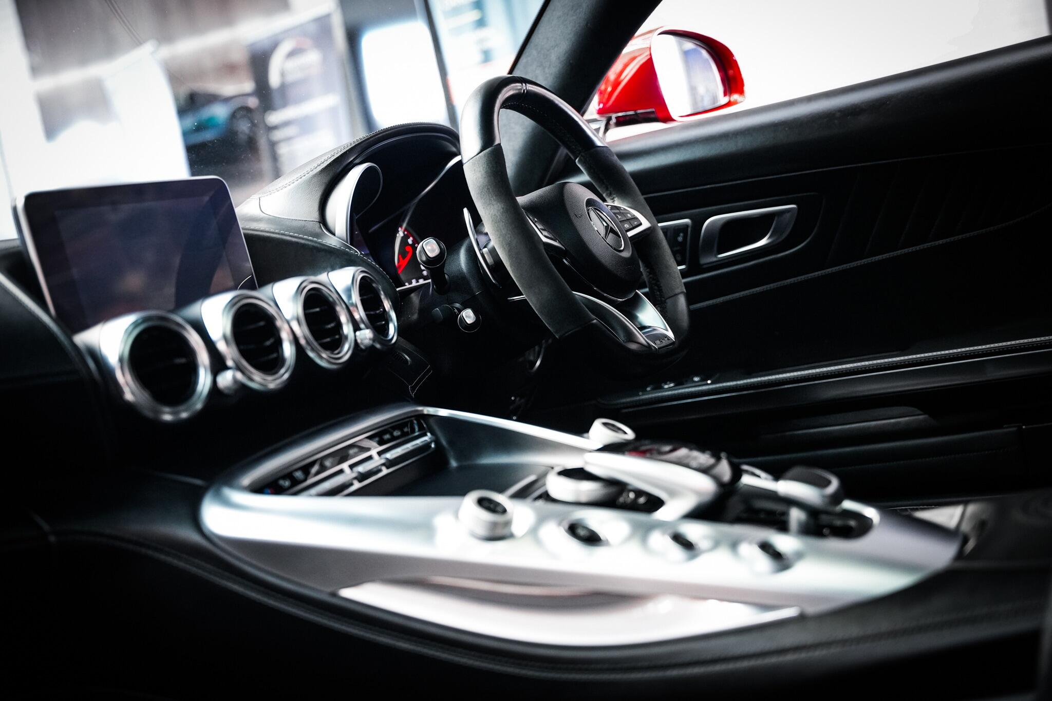 Mercedes-Benz AMG GT view 3