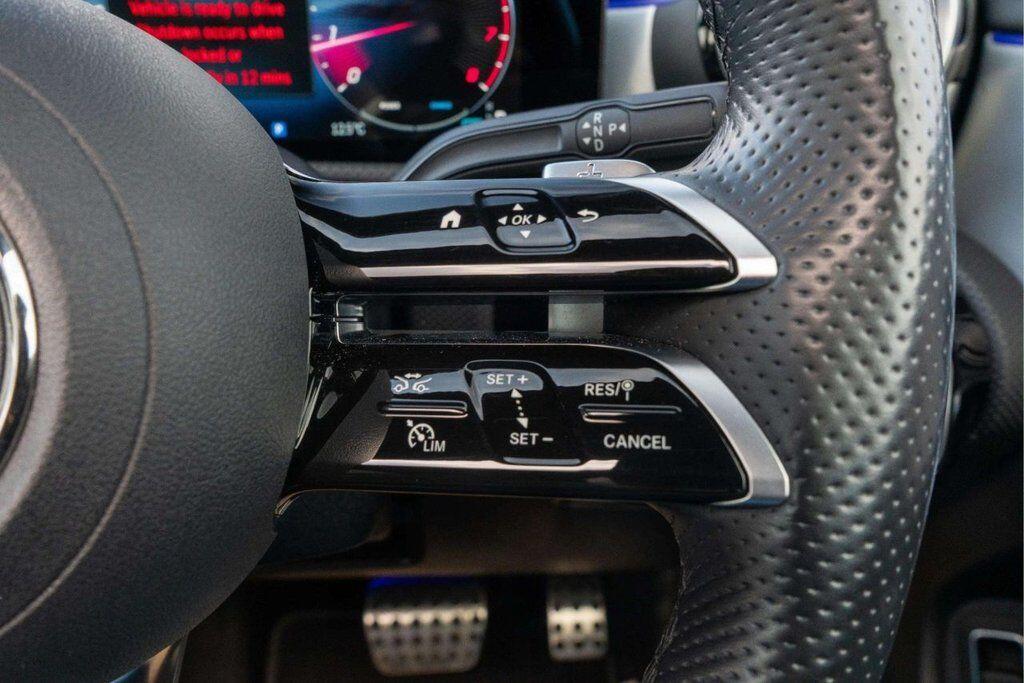 Mercedes-Benz CLA view 10