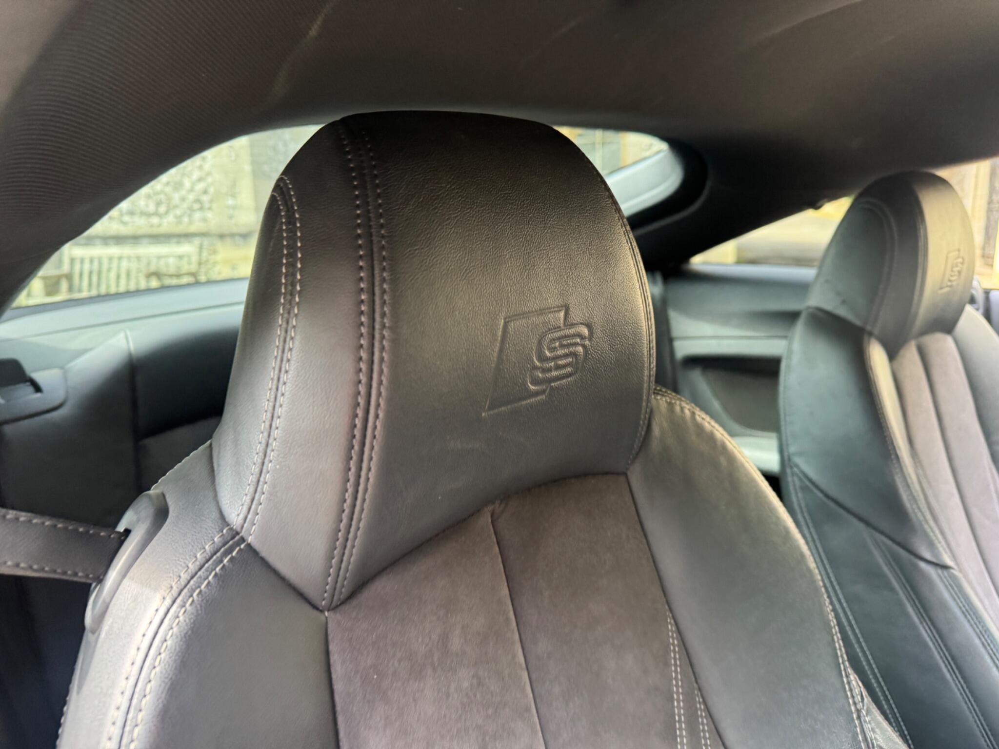Audi TT view 30