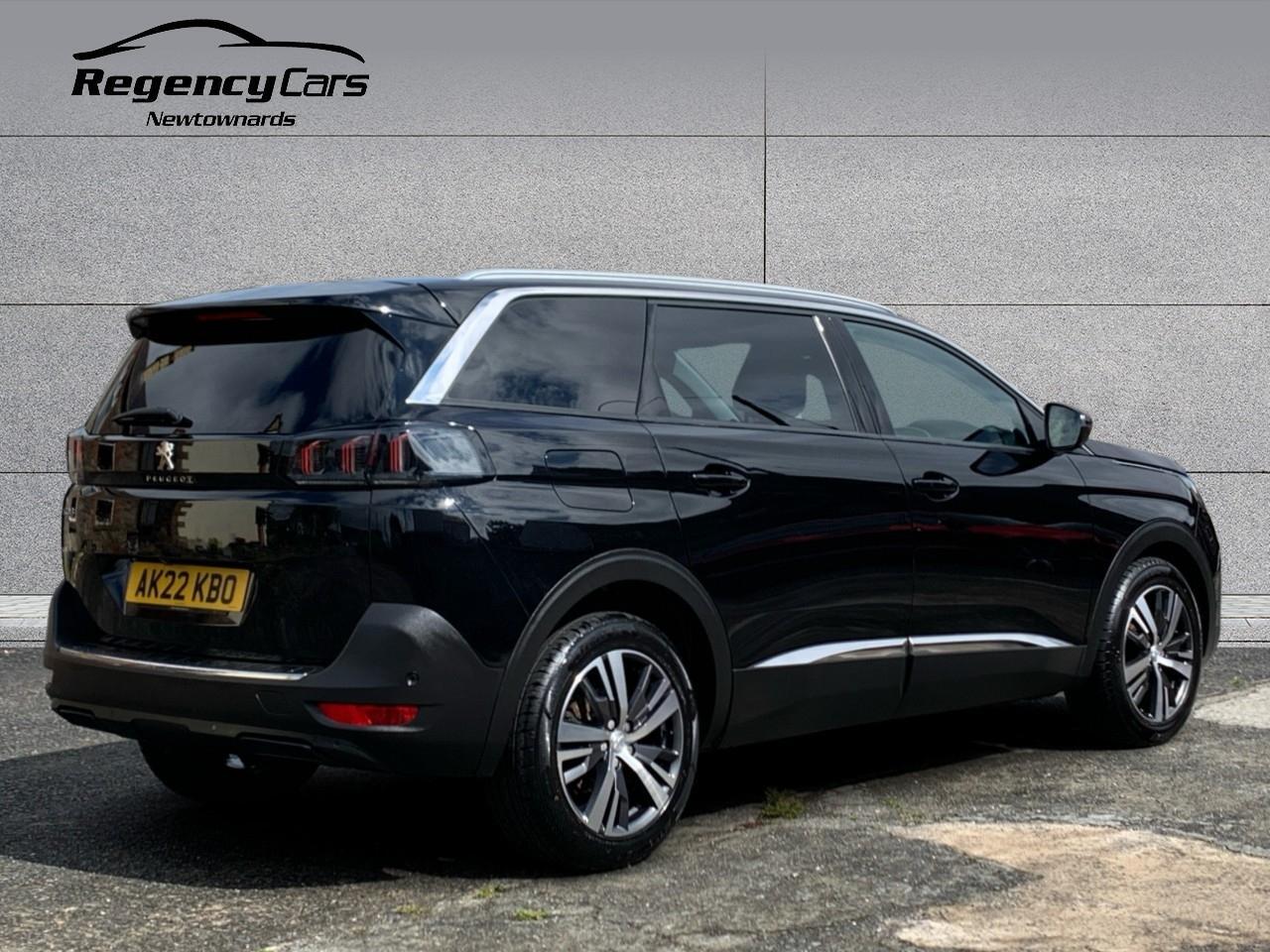 Peugeot 5008 view 8