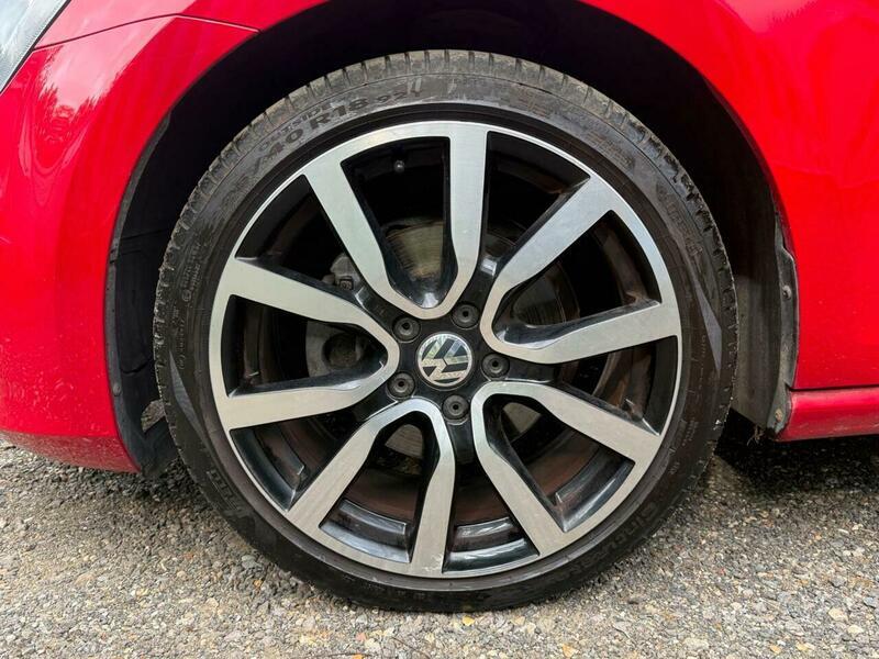 2016 Volkswagen Golf image 37