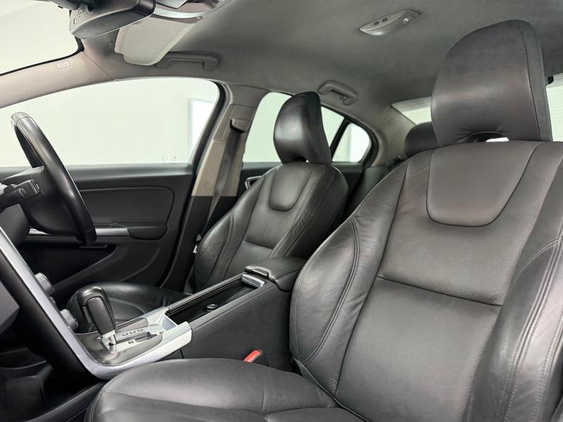 2011 Volvo S60 image 22