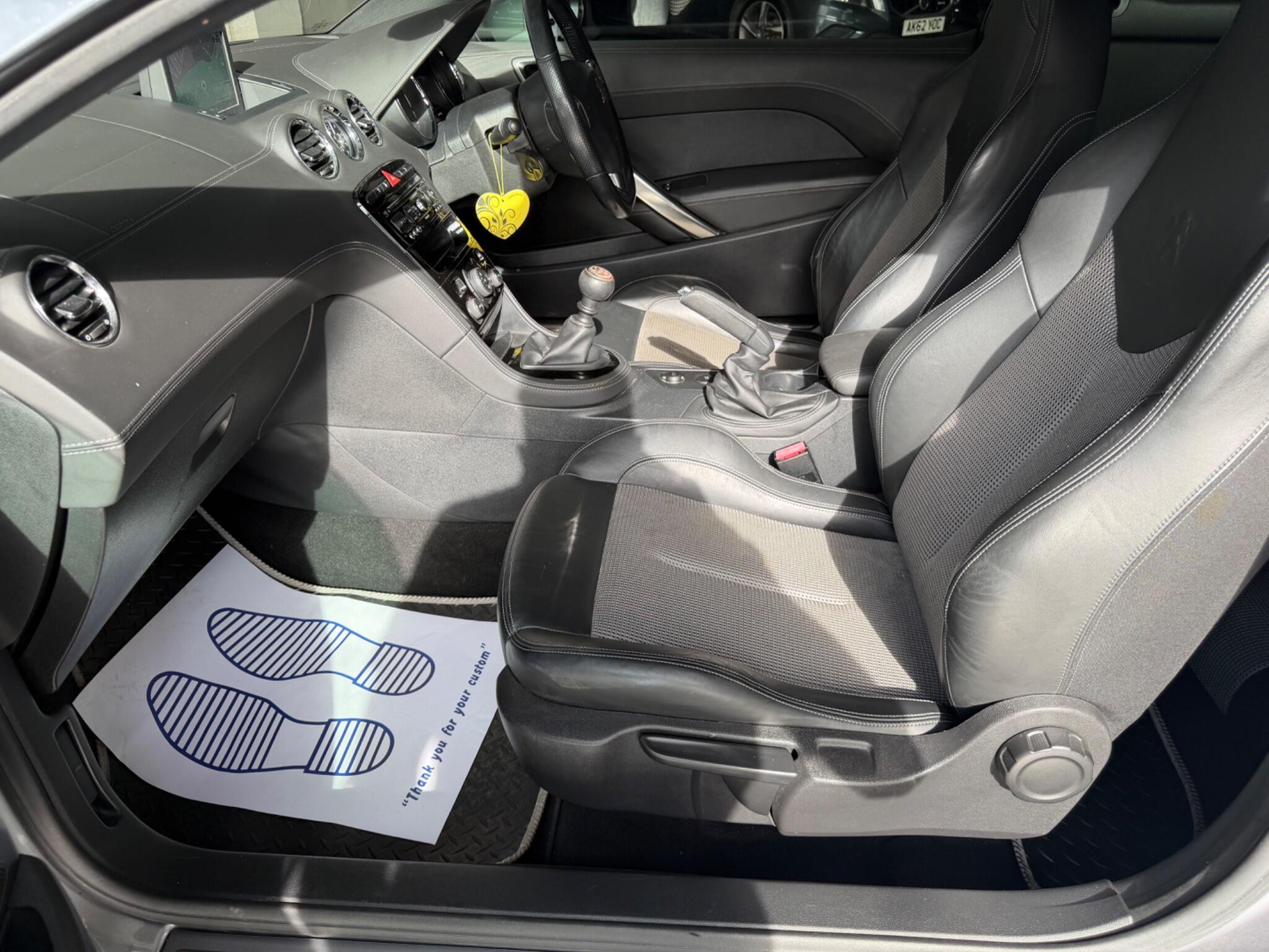 Peugeot RCZ view 51