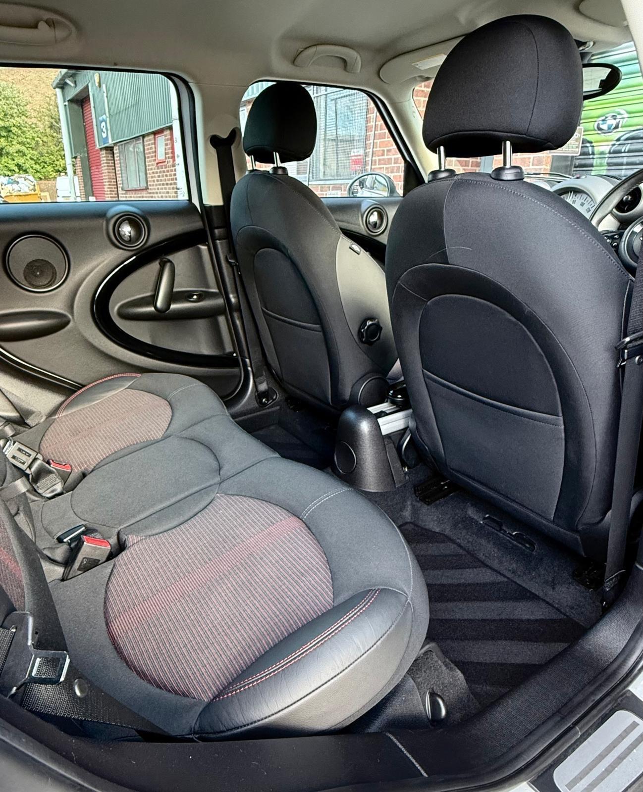 MINI Countryman view 95