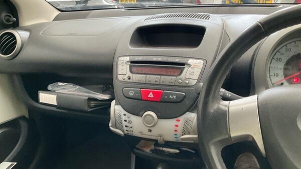 Toyota Aygo view 13