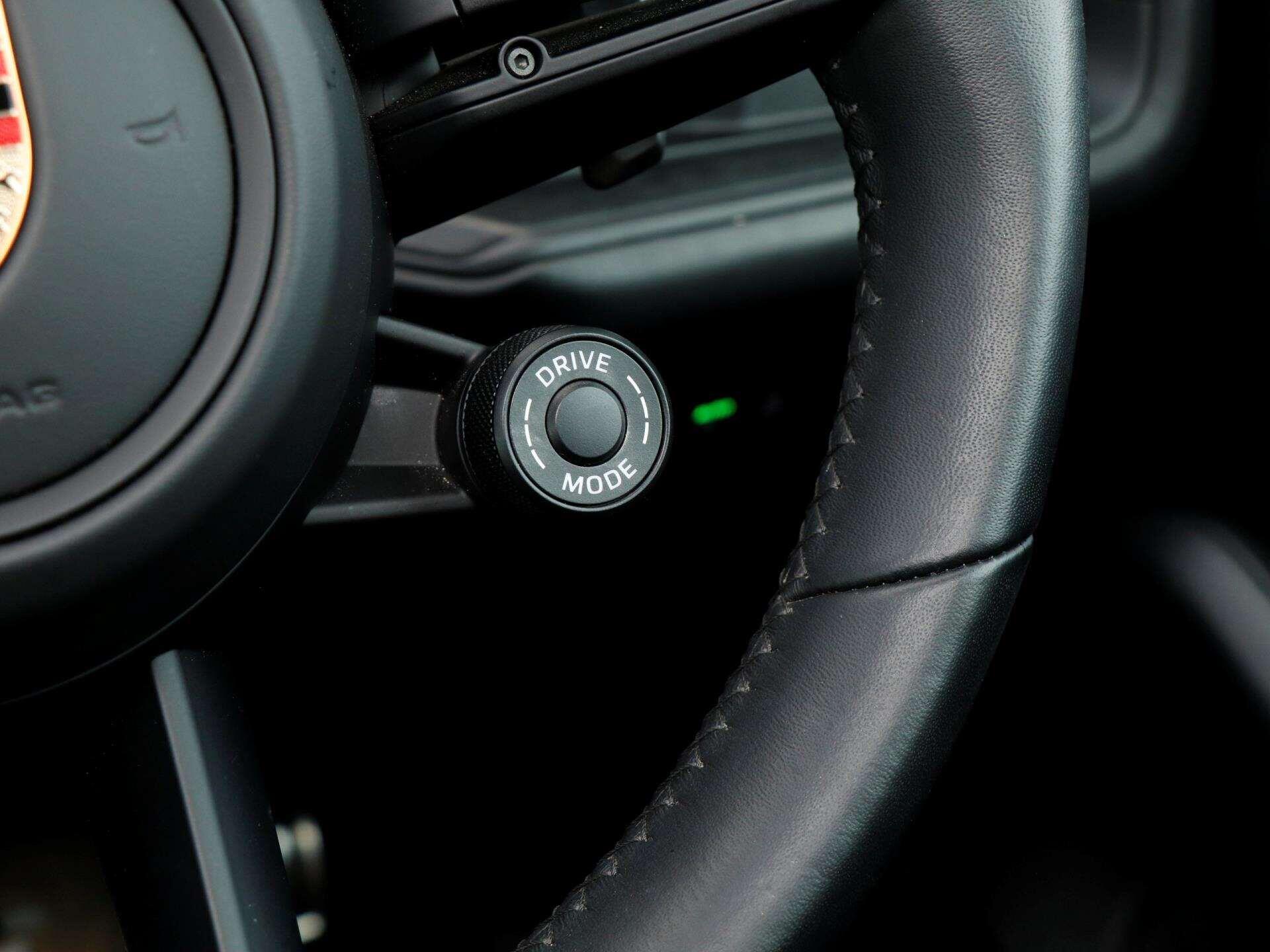 Porsche Cayenne view 20