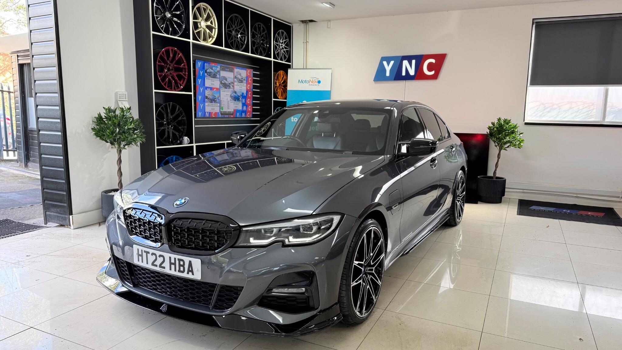 BMW 3 Series view 48