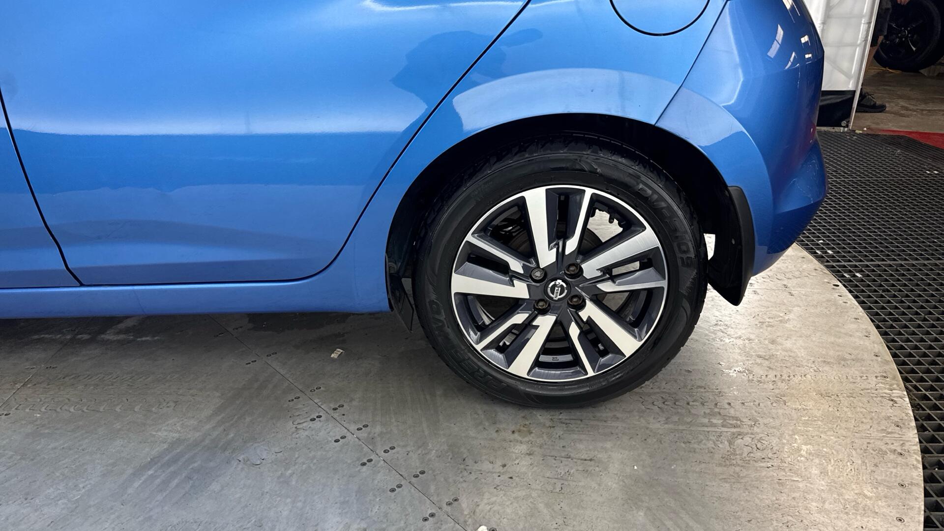 Nissan Micra view 23