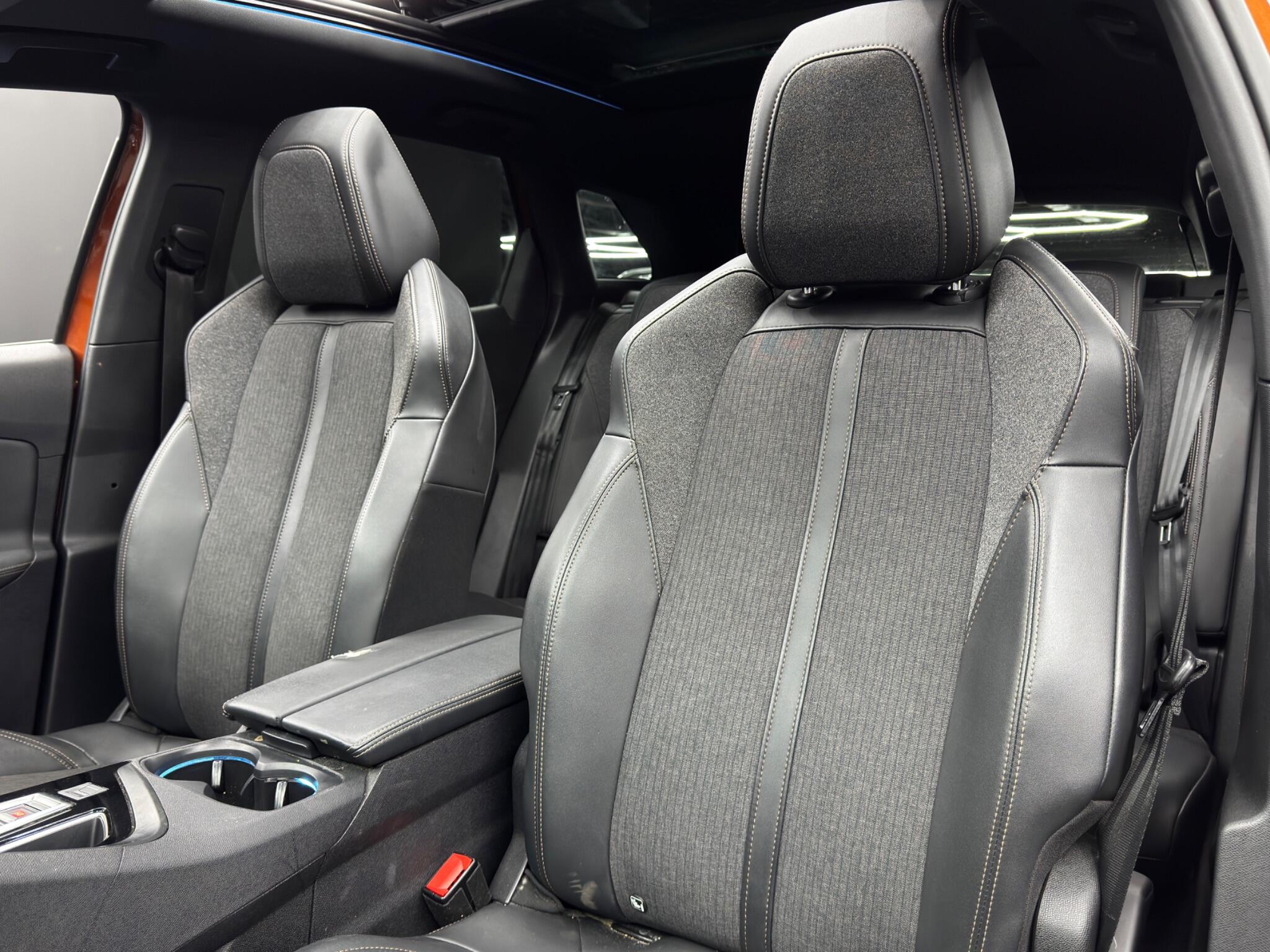 Peugeot 3008 view 14