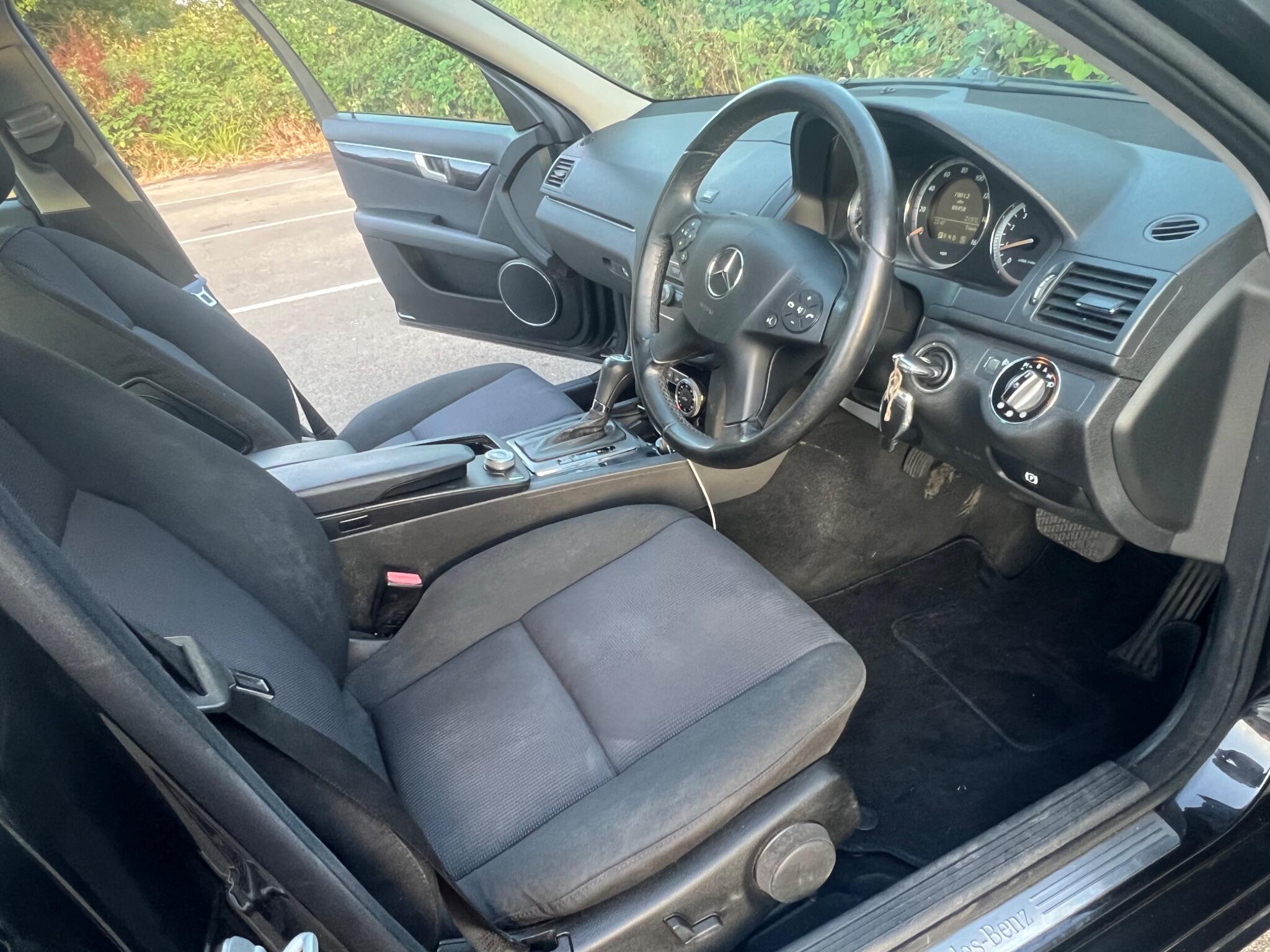 Mercedes-Benz C-Class view 14