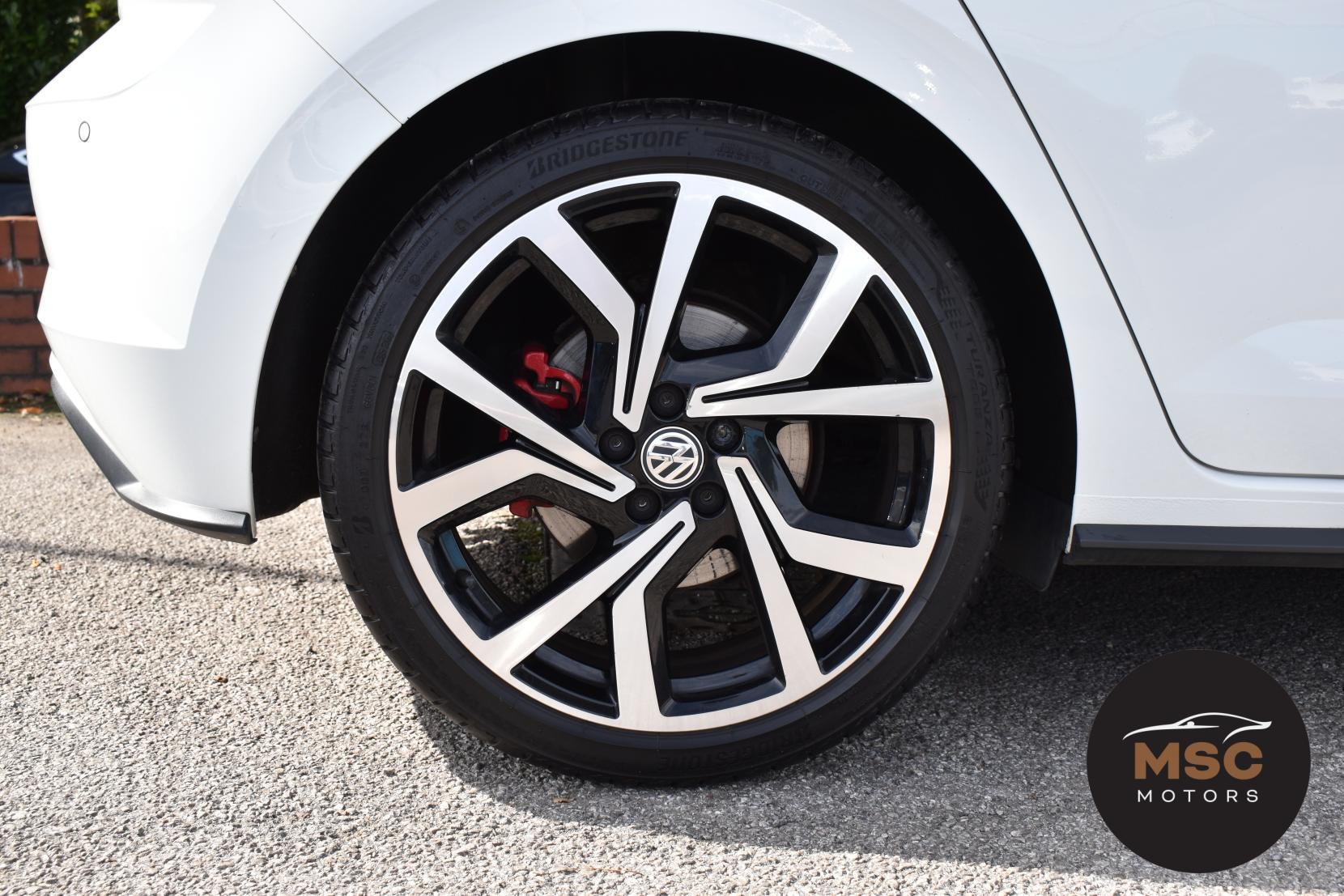 Volkswagen Polo view 26
