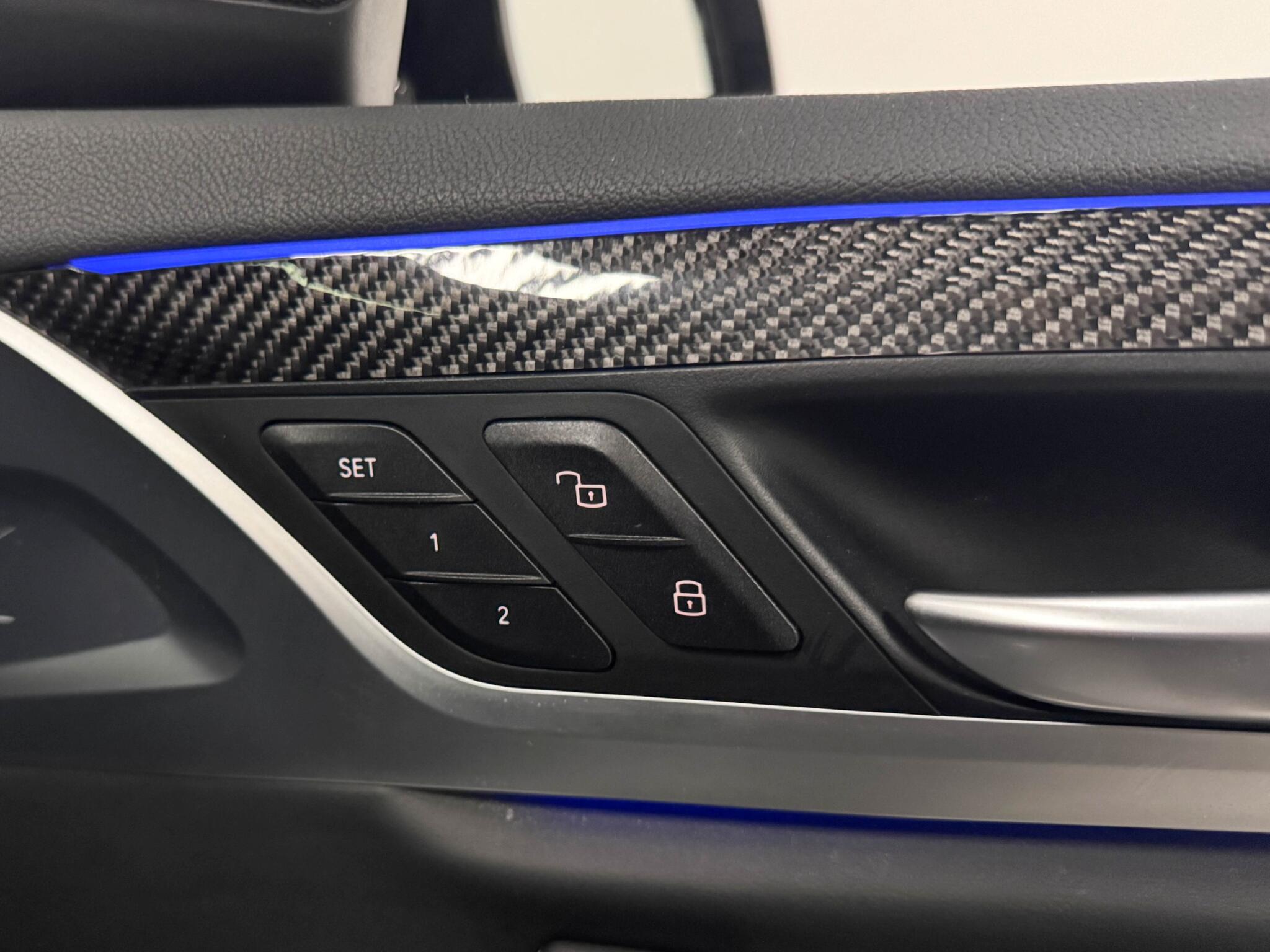 BMW X4 M view 17