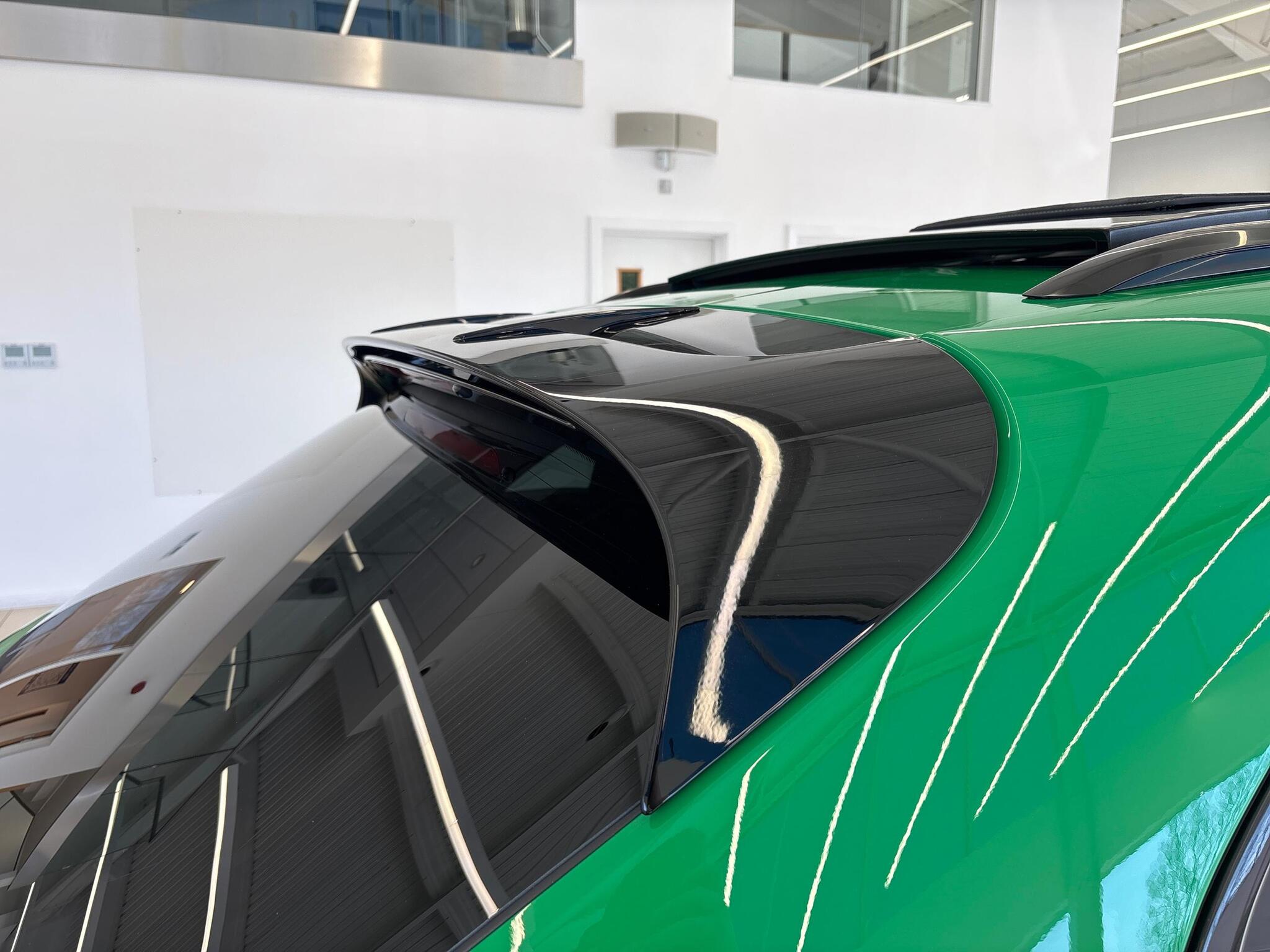 Porsche Macan view 52