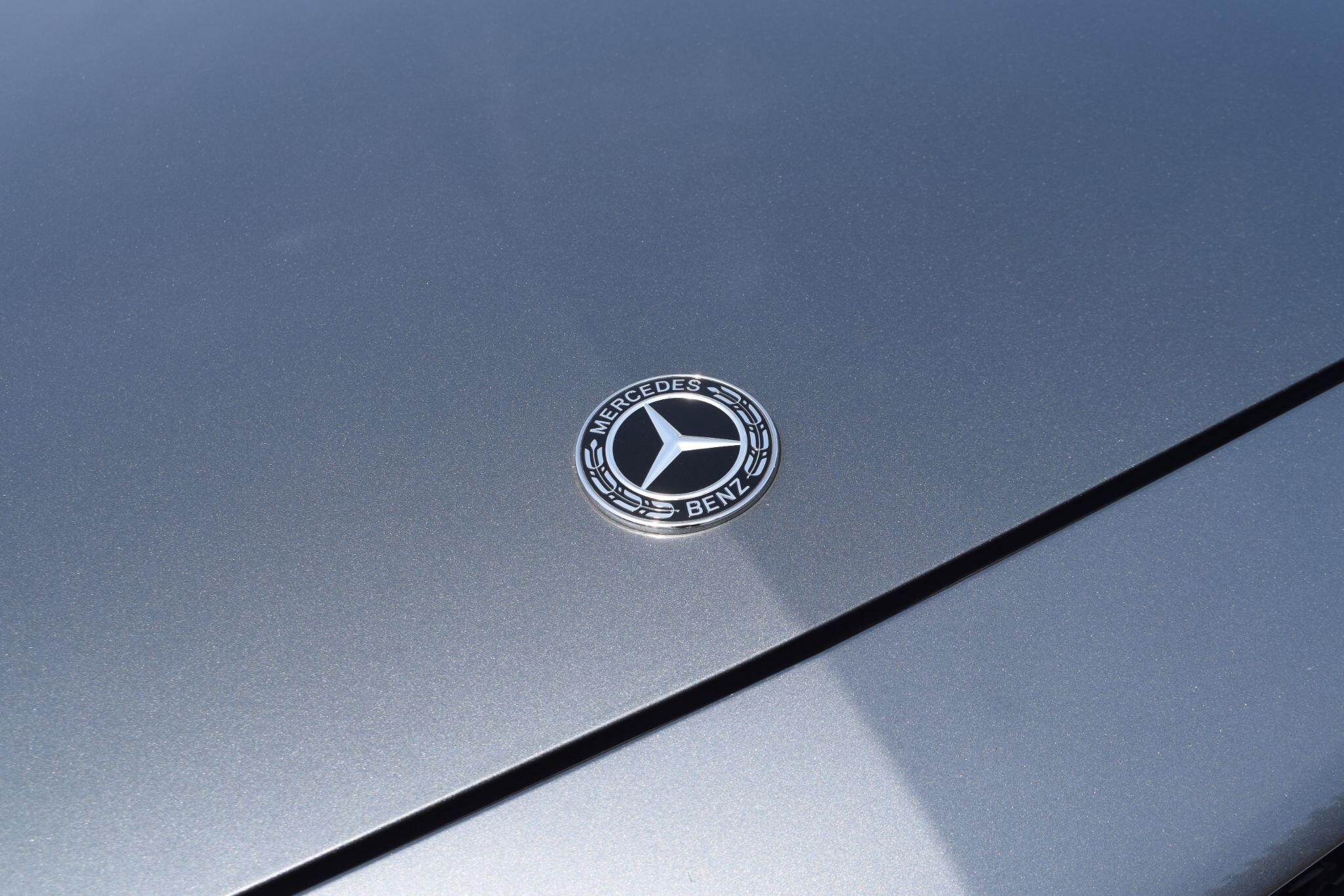 Mercedes-Benz C-Class view 42