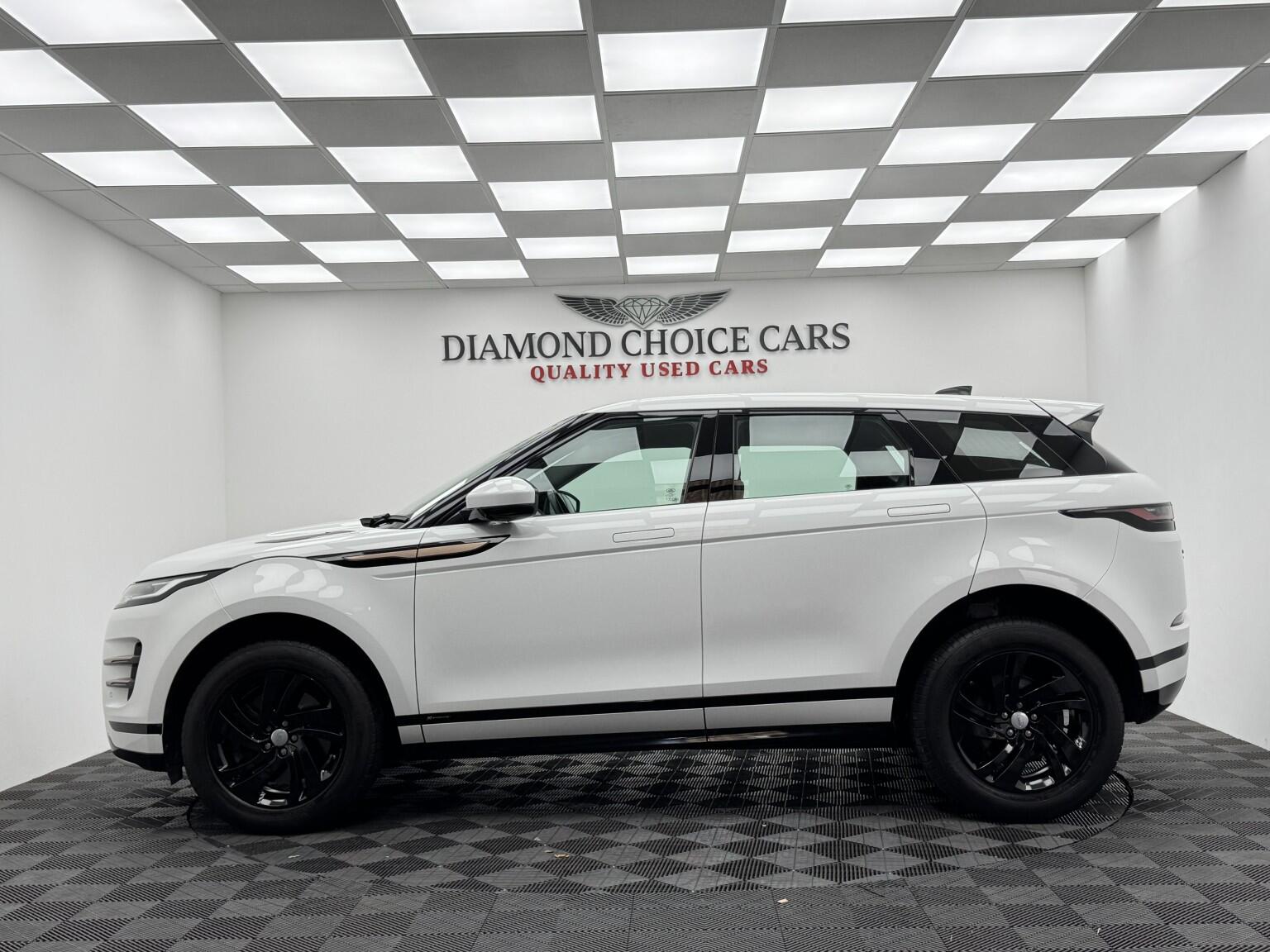 Land Rover Range Rover Evoque view 3