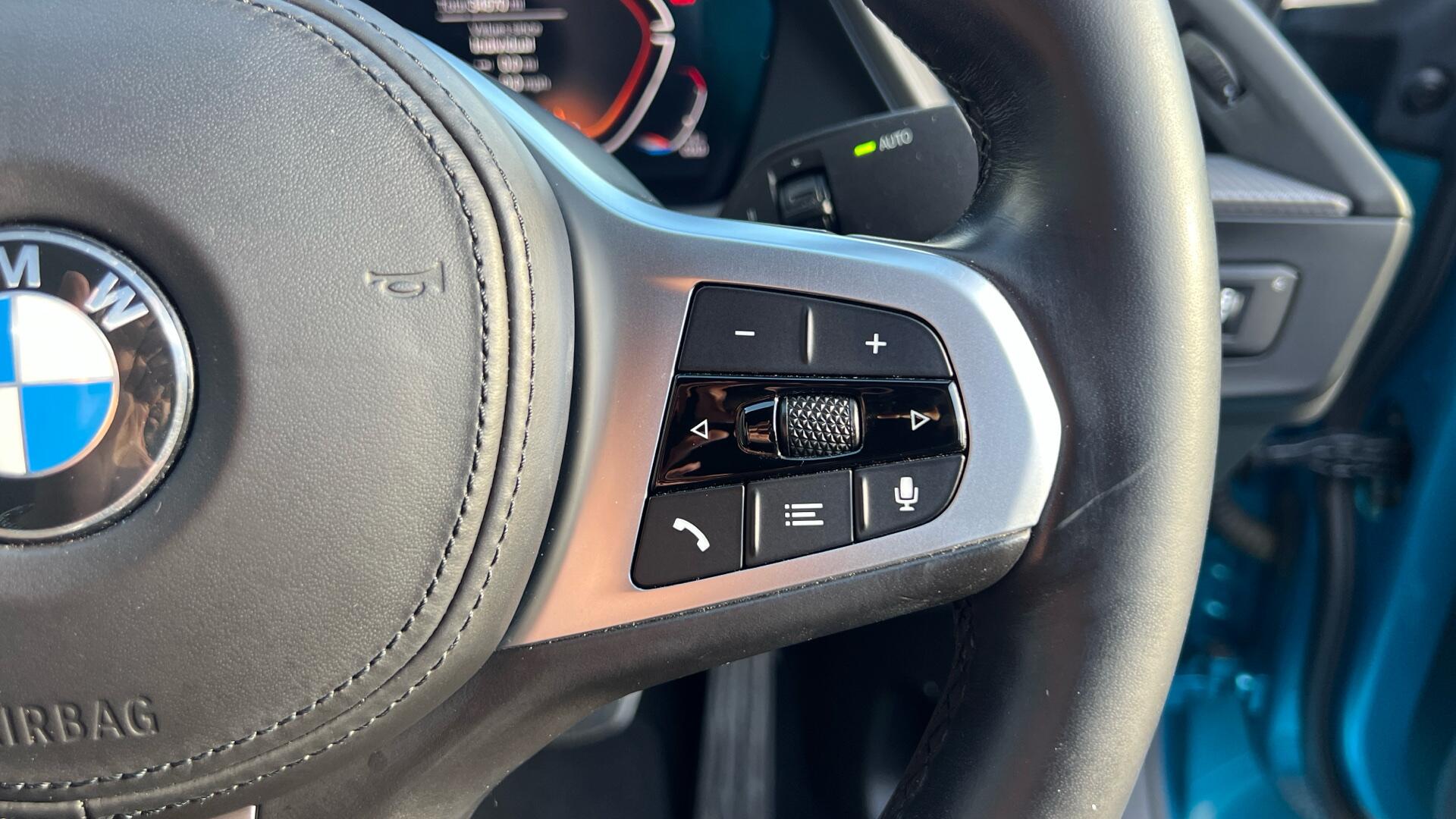 BMW 2 Series view 18