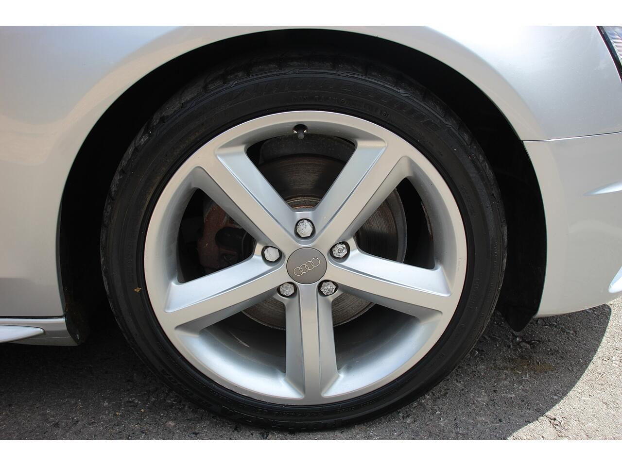Audi A4 view 46