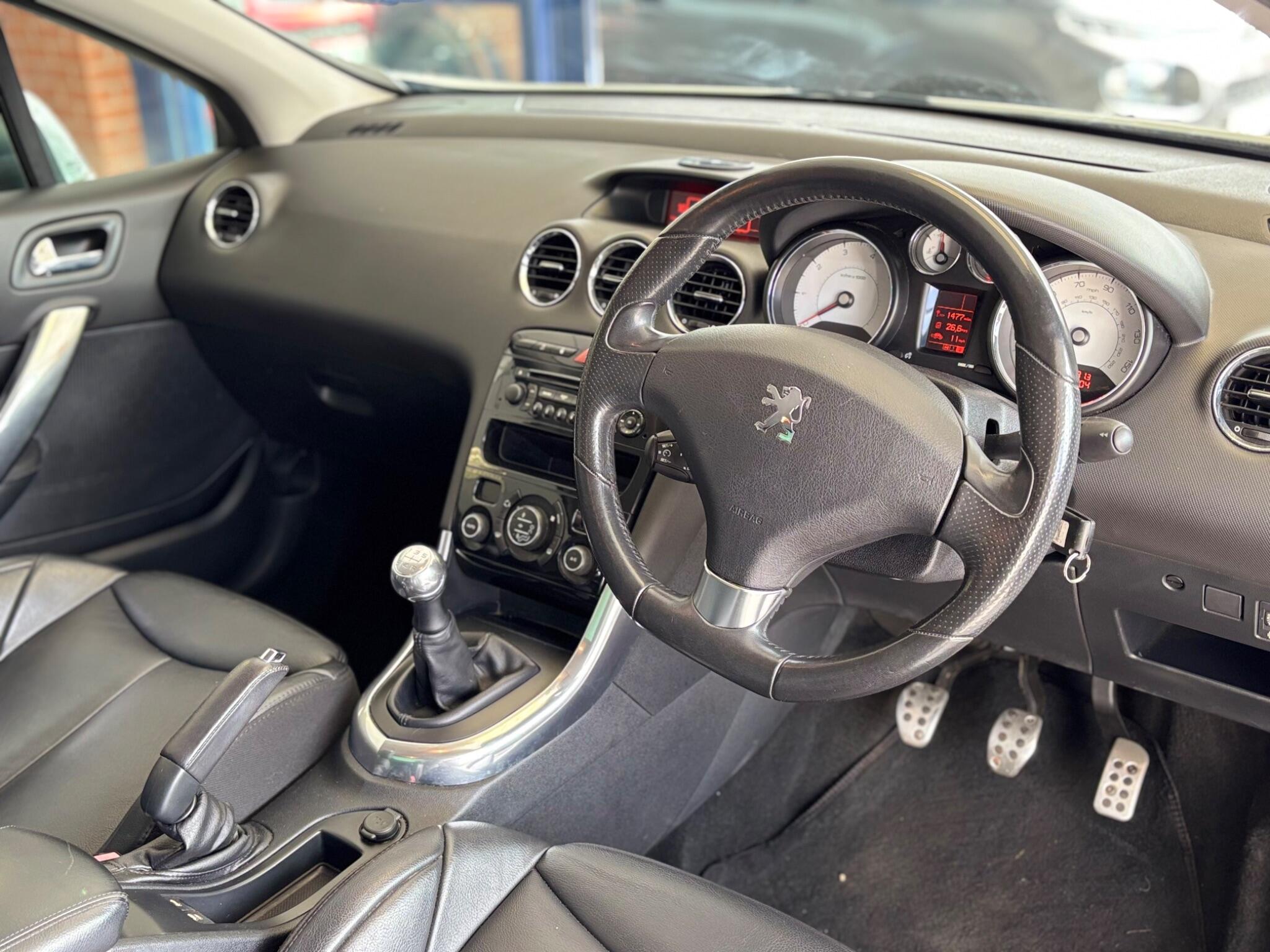 Peugeot 308 view 14