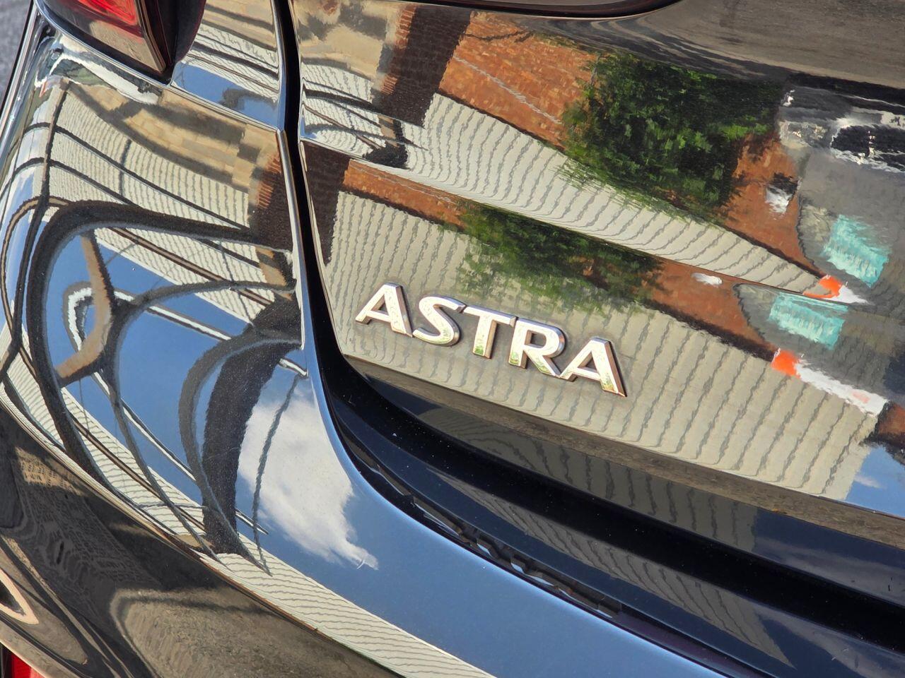 Vauxhall Astra view 35