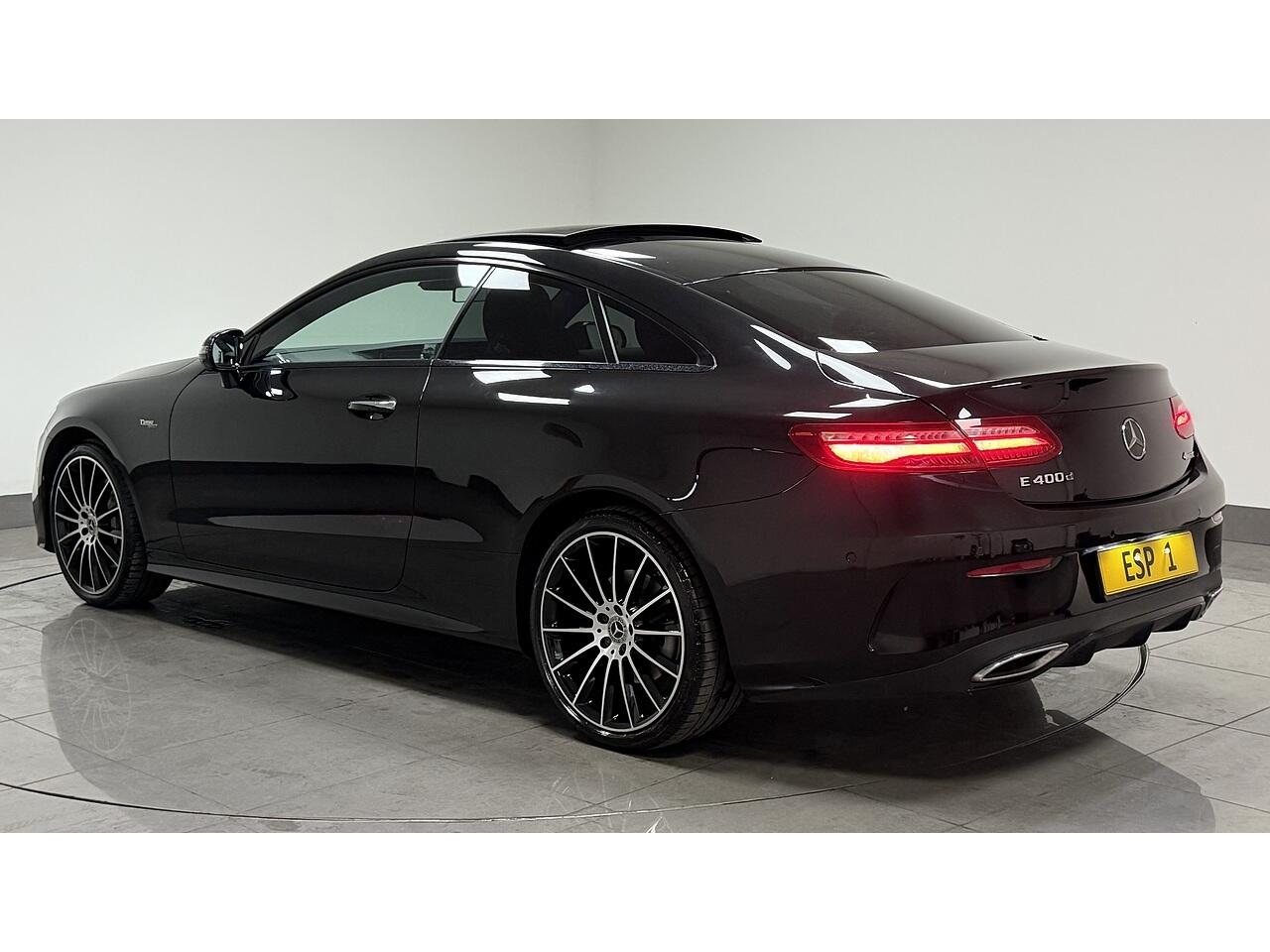 Mercedes-Benz E-Class view 6