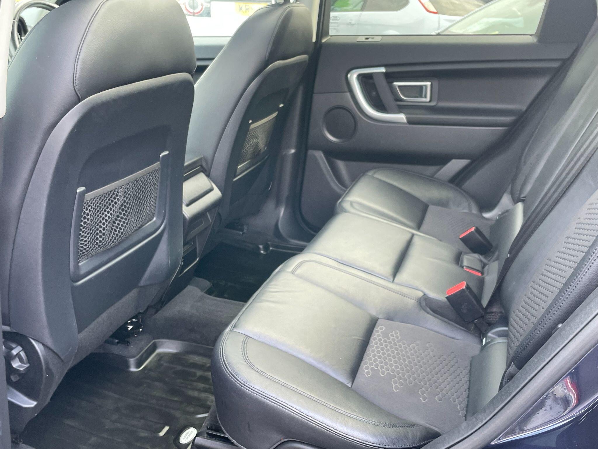 Land Rover Discovery Sport view 25