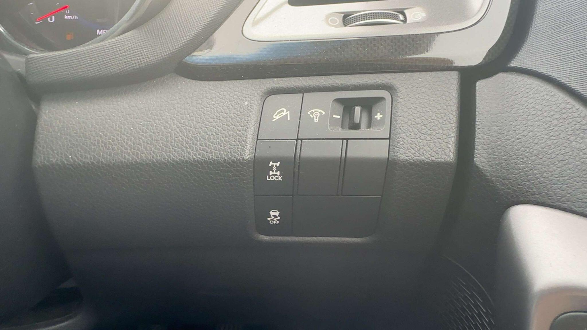 Hyundai Santa FE view 13