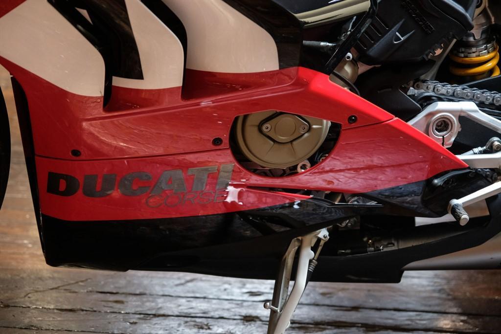 Ducati Panigale V4R view 22