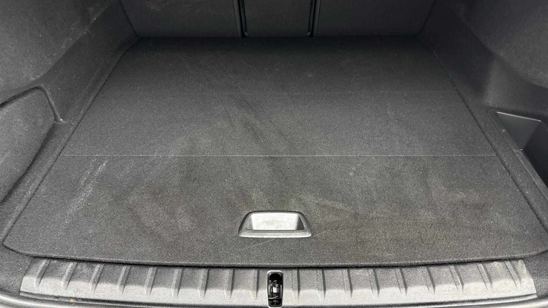 BMW 2 Series view 13