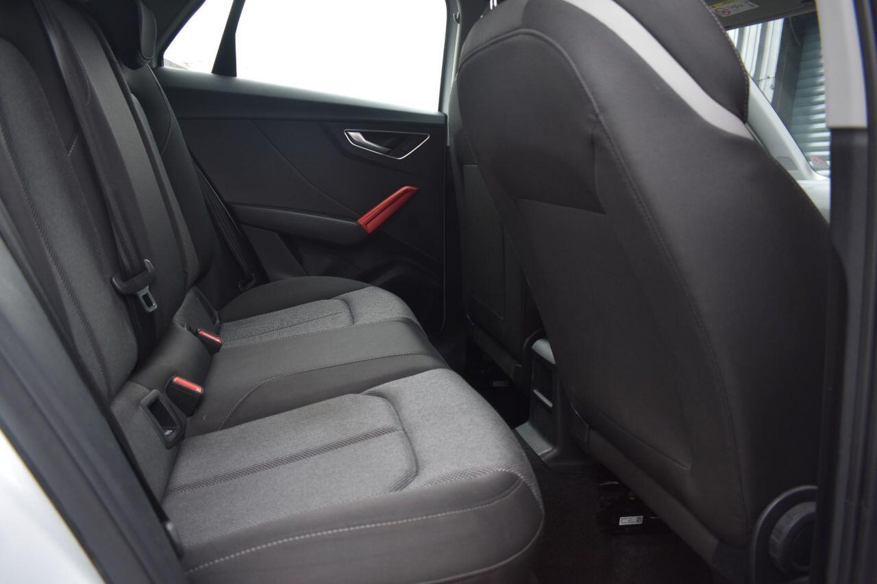 Audi Q2 view 15