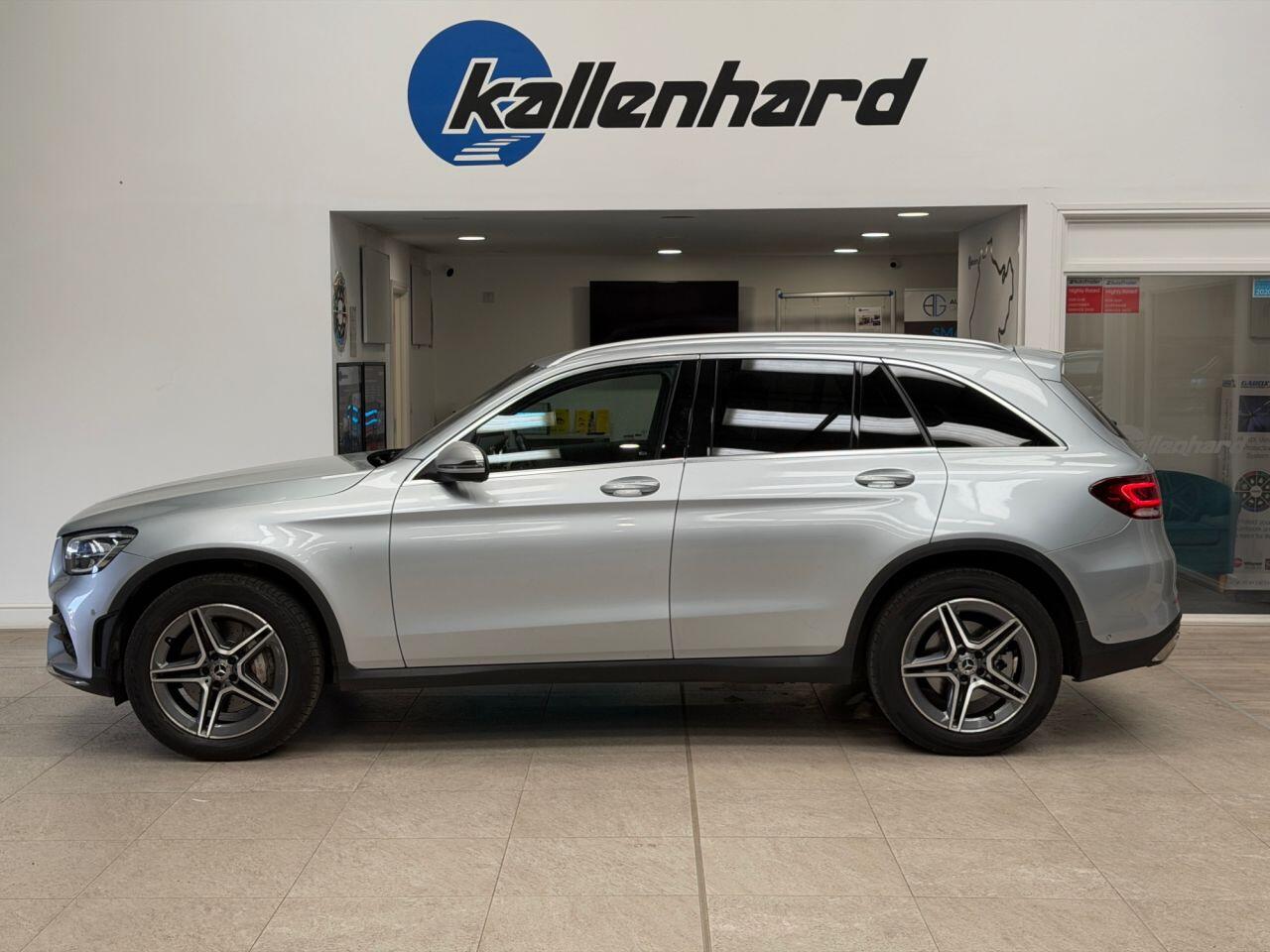 Mercedes-Benz GLC view 9