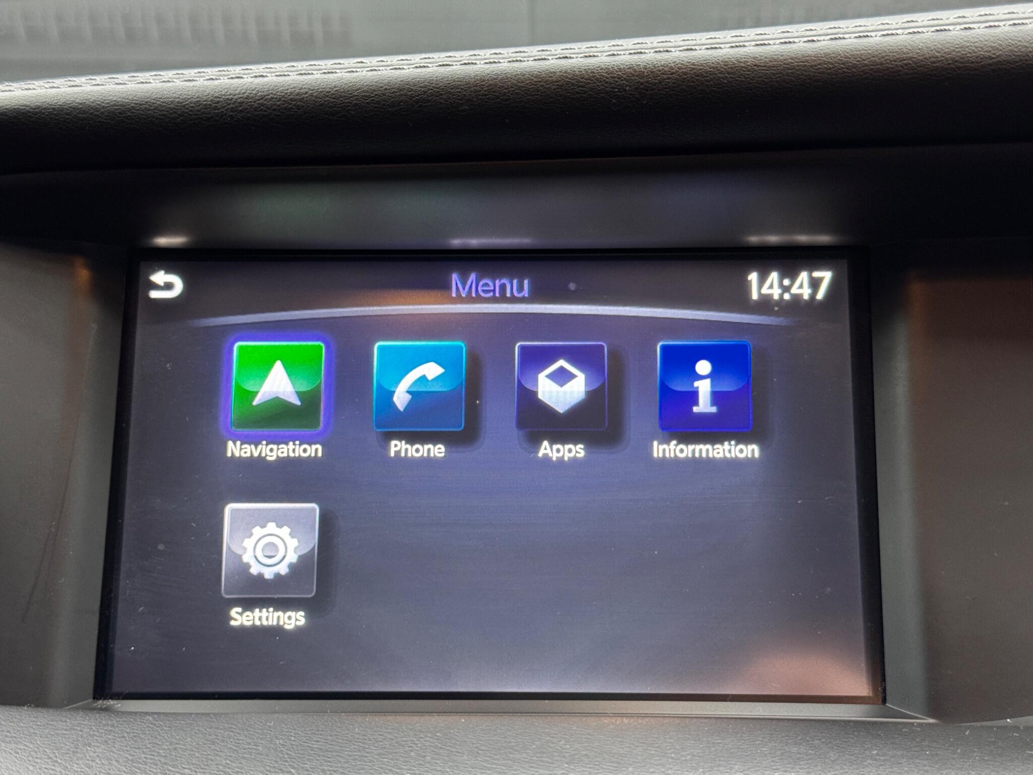 Infiniti Q30 view 31