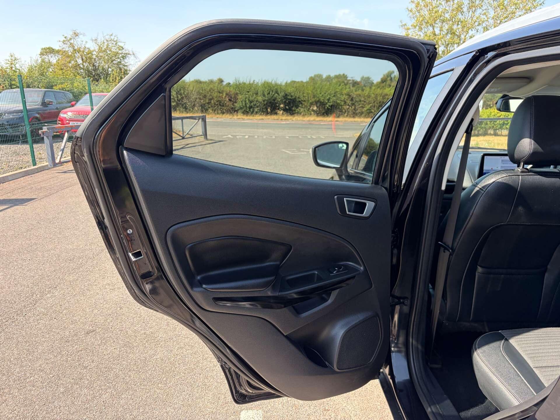 Ford Ecosport view 19