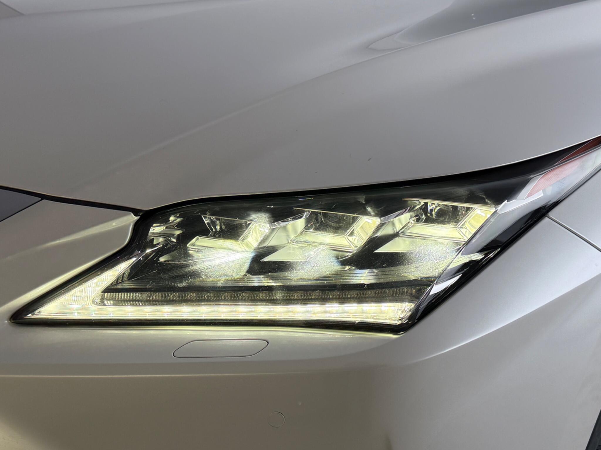 Lexus RX view 13