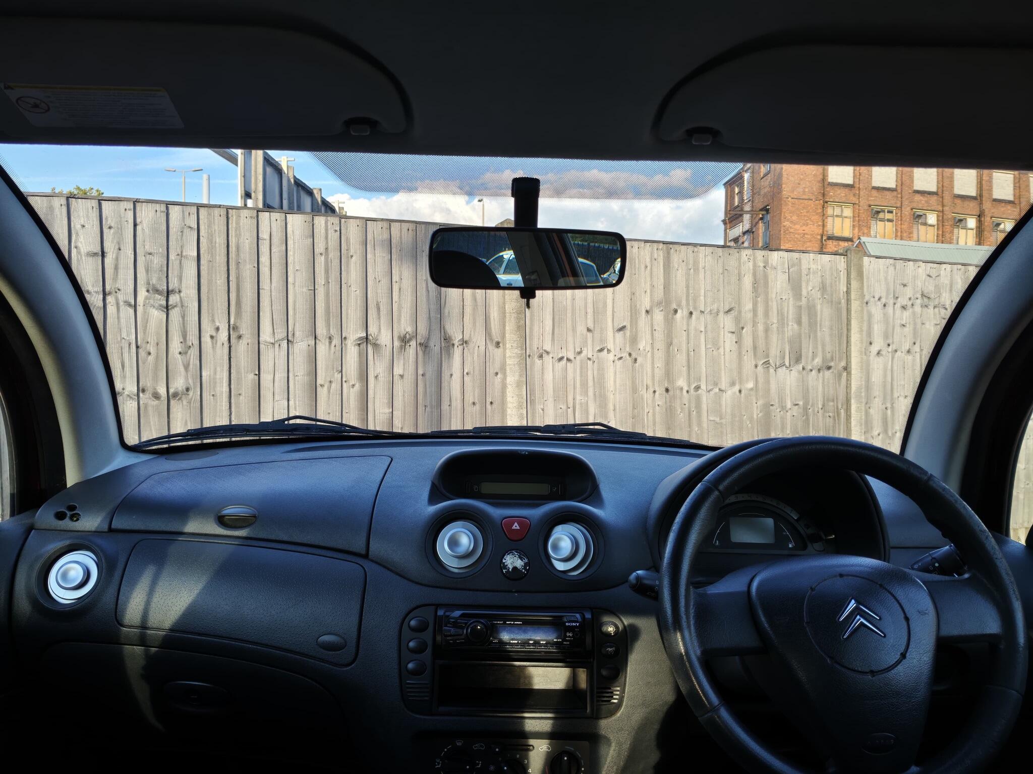 Citroen C3 view 16