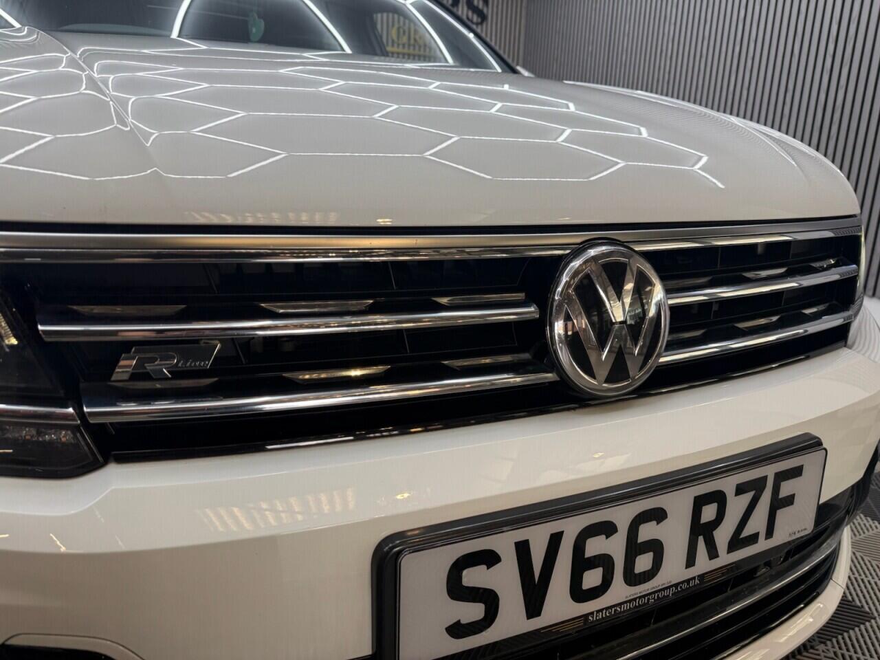 Volkswagen Tiguan view 31