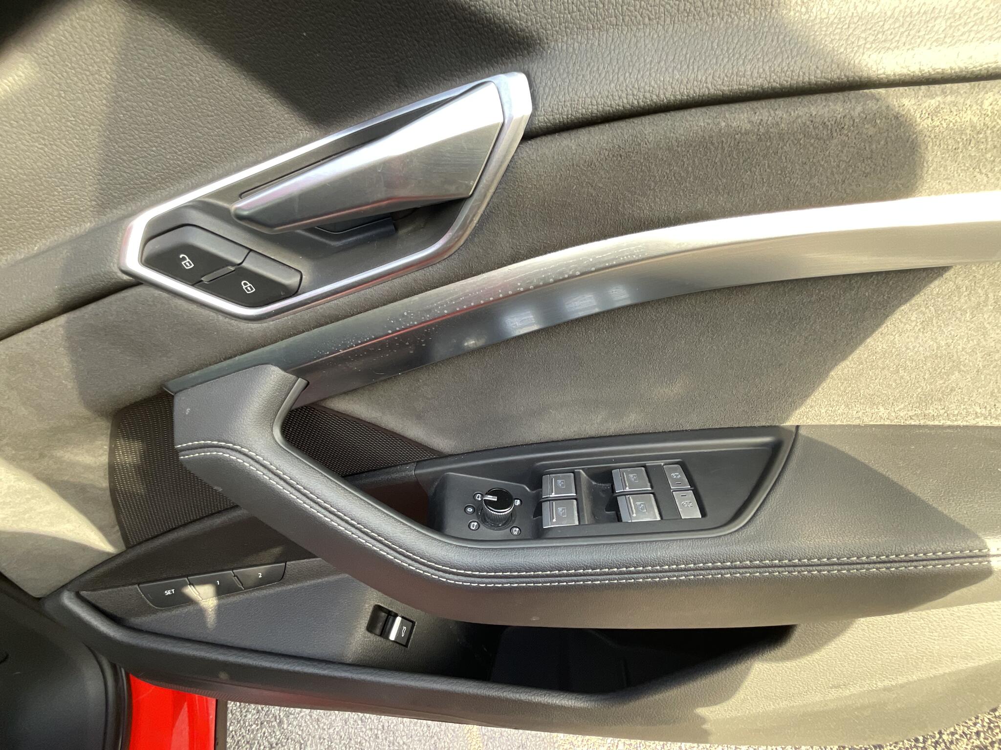 Audi E-Tron view 33