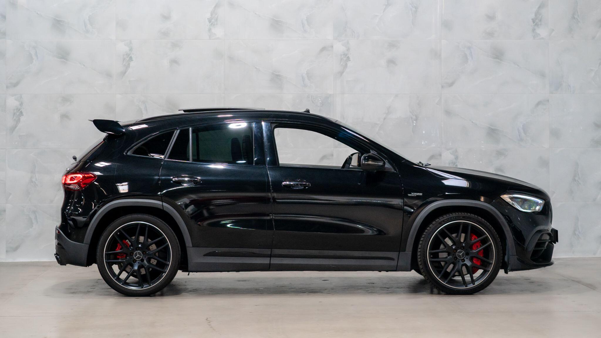 Mercedes-Benz Gla view 9