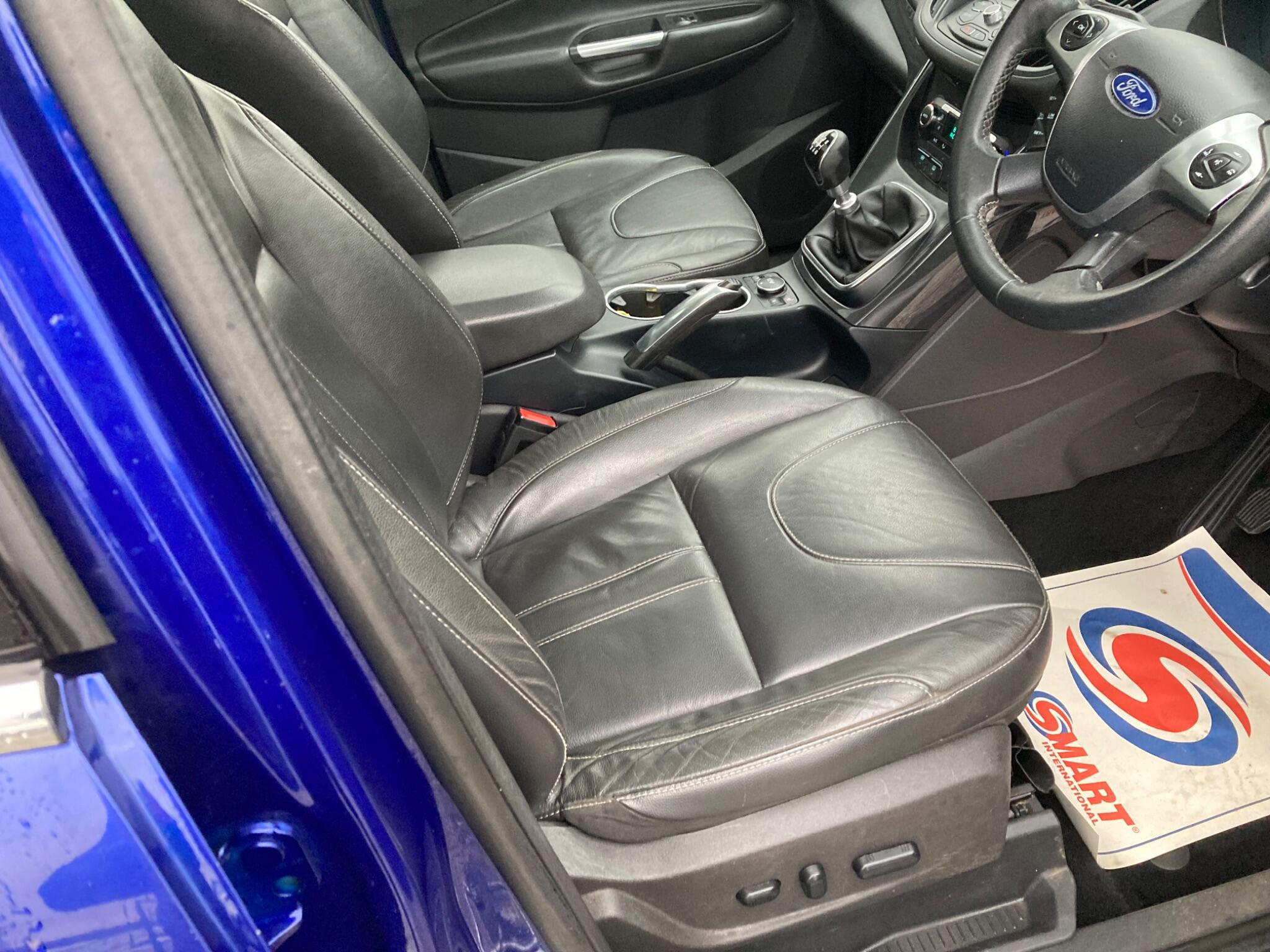 2016 Ford Kuga image 19
