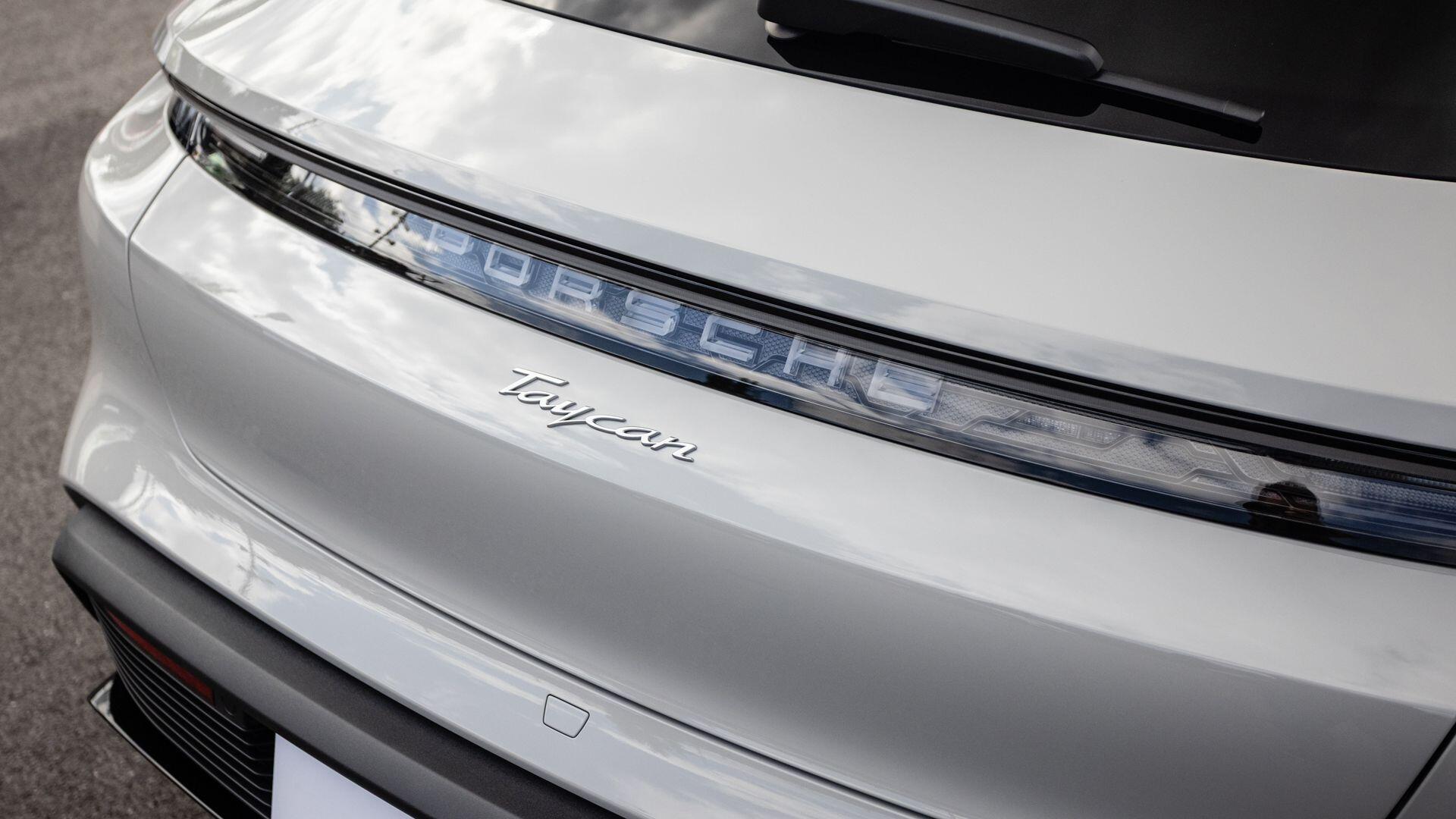 Porsche Taycan view 37