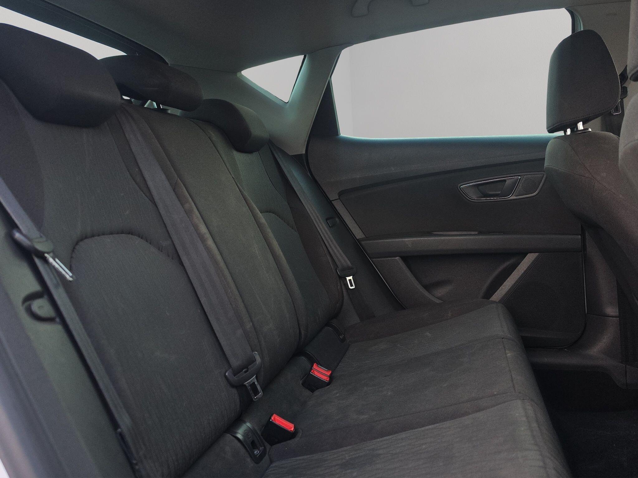 Seat Leon Leon view 9