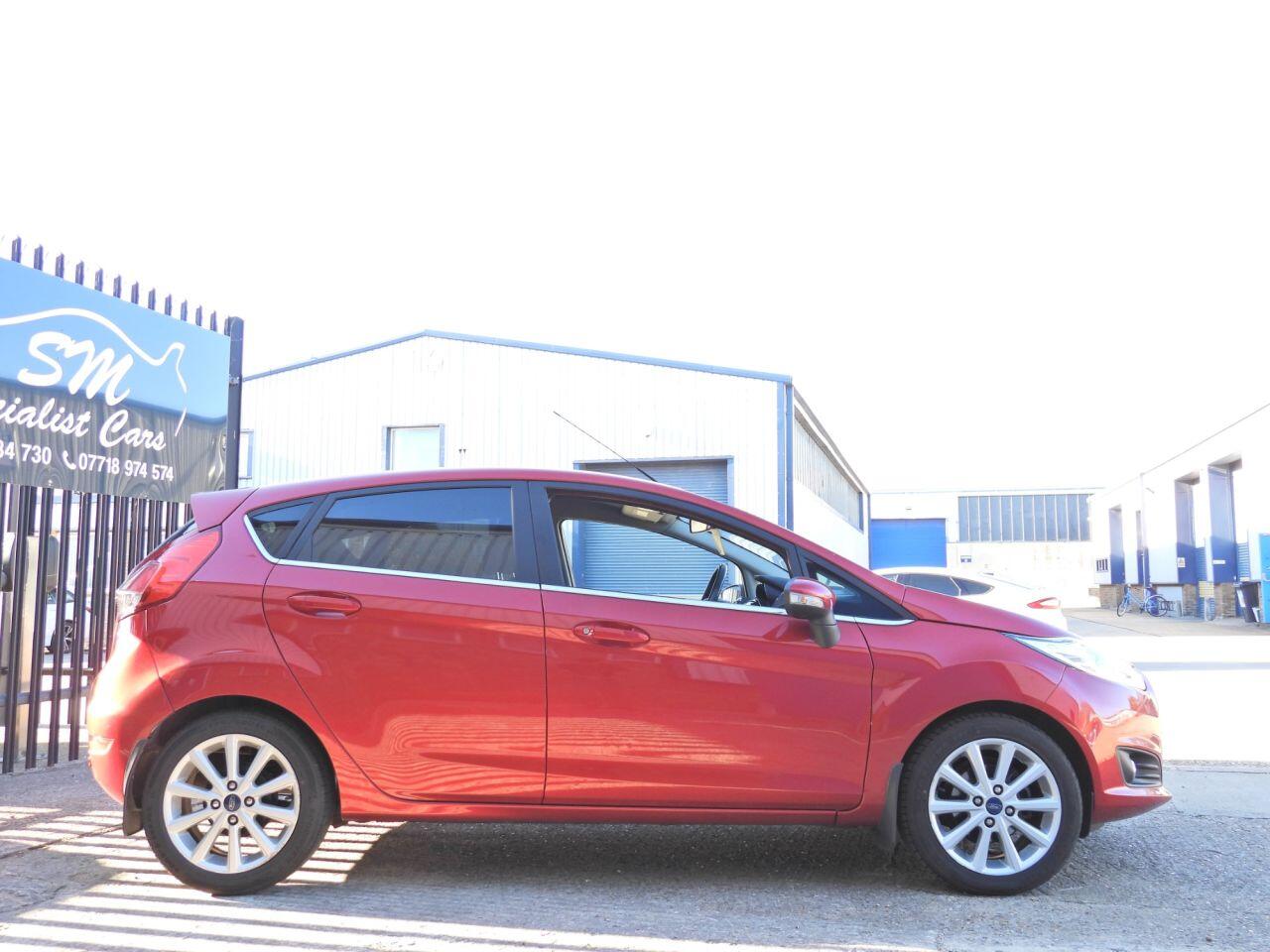 Ford Fiesta view 12